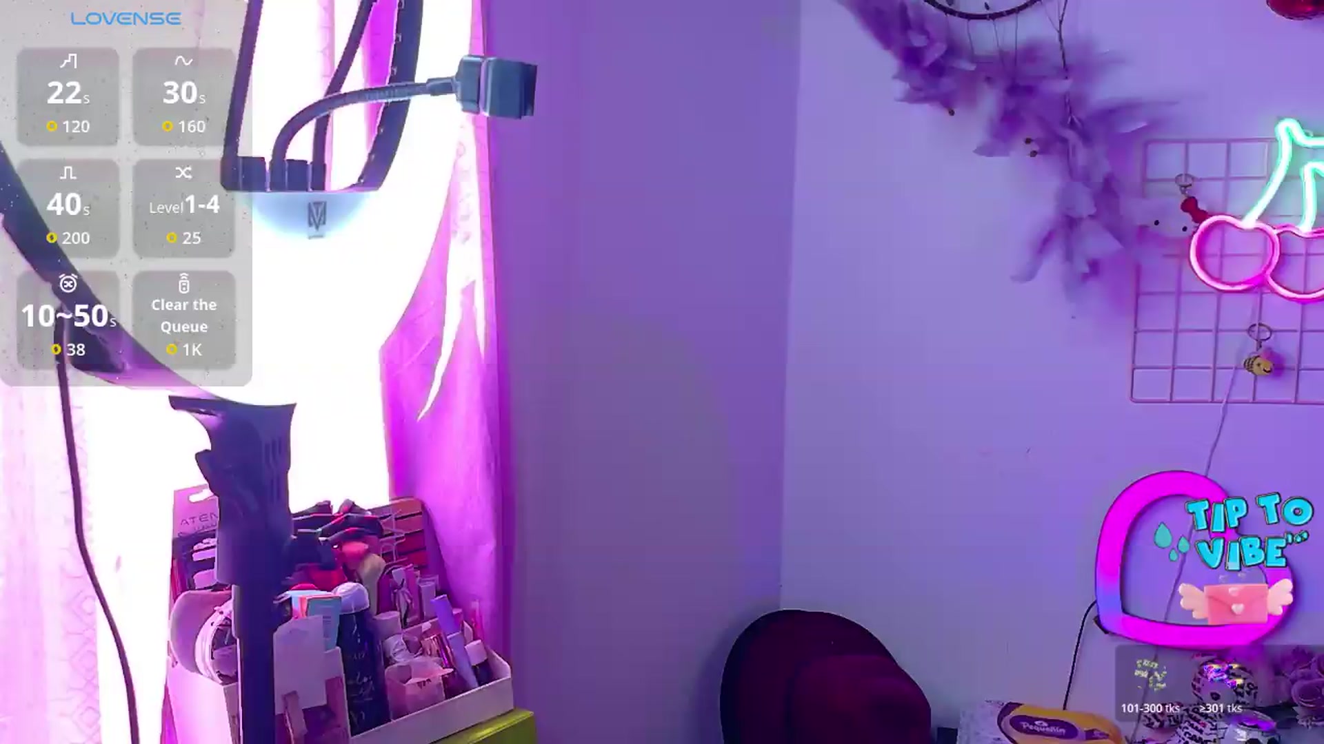Gallery image thumbnail from Tifannys_ti's myfreecams stream on, 08/11/2026, 15:15 image 12 of 20
