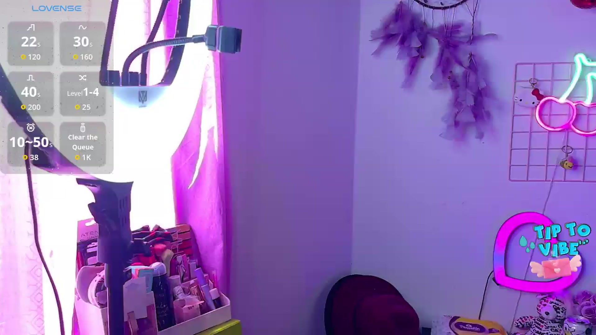 Gallery image thumbnail from Tifannys_ti's myfreecams stream on, 08/11/2026, 15:15 image 4 of 20