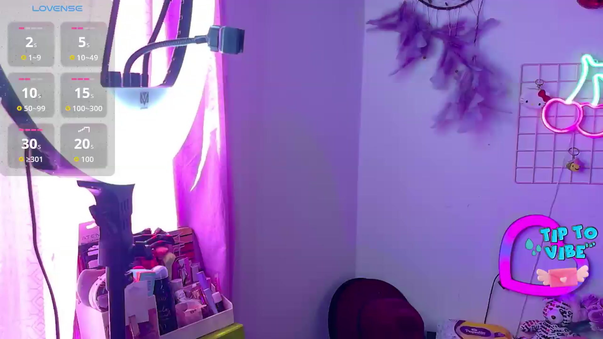 Gallery image thumbnail from Tifannys_ti's myfreecams stream on, 08/11/2026, 15:15 image 5 of 20
