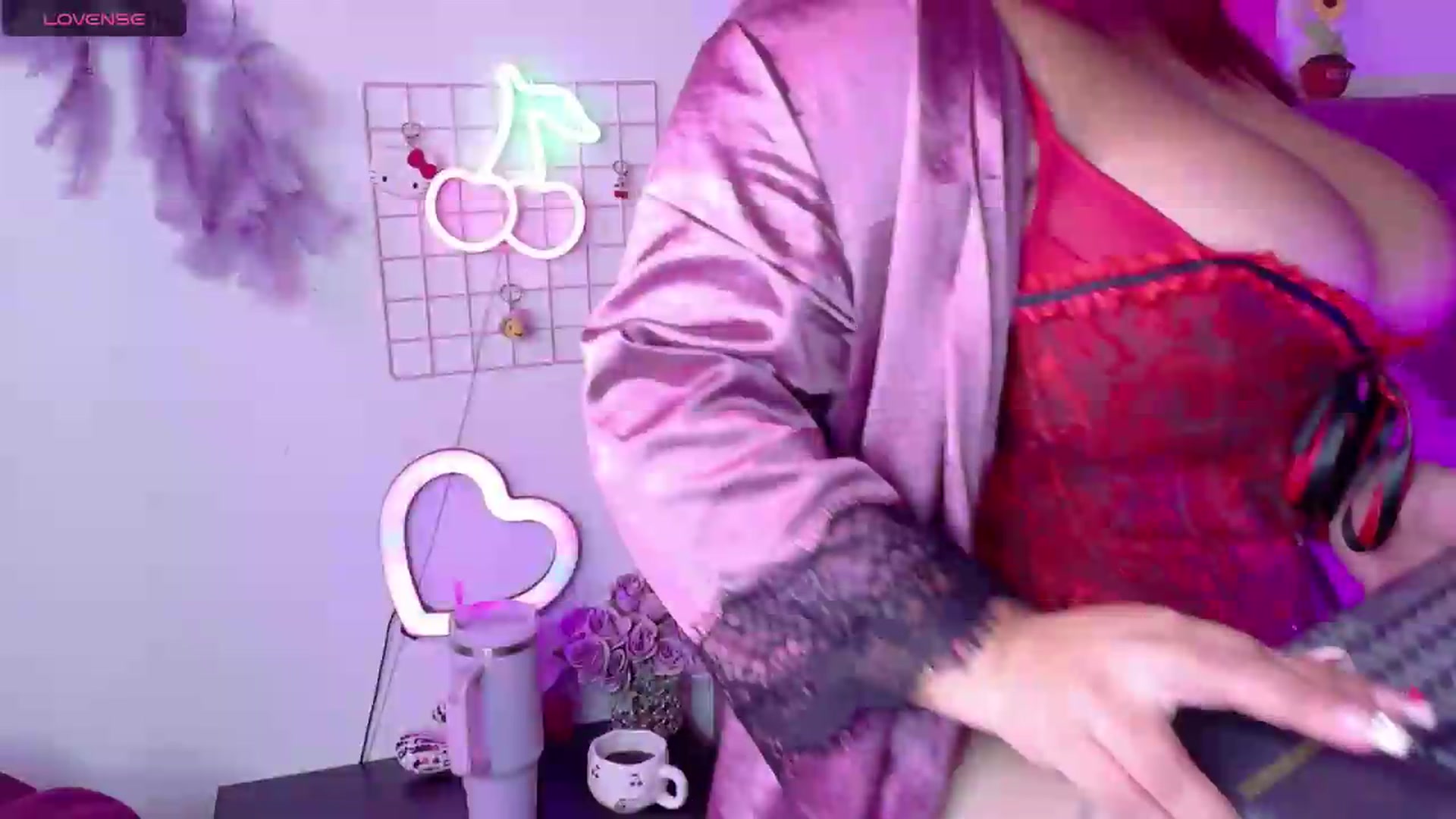 Gallery image thumbnail from Tifannys_ti's myfreecams stream on, 08/14/2026, 12:36 image 17 of 20