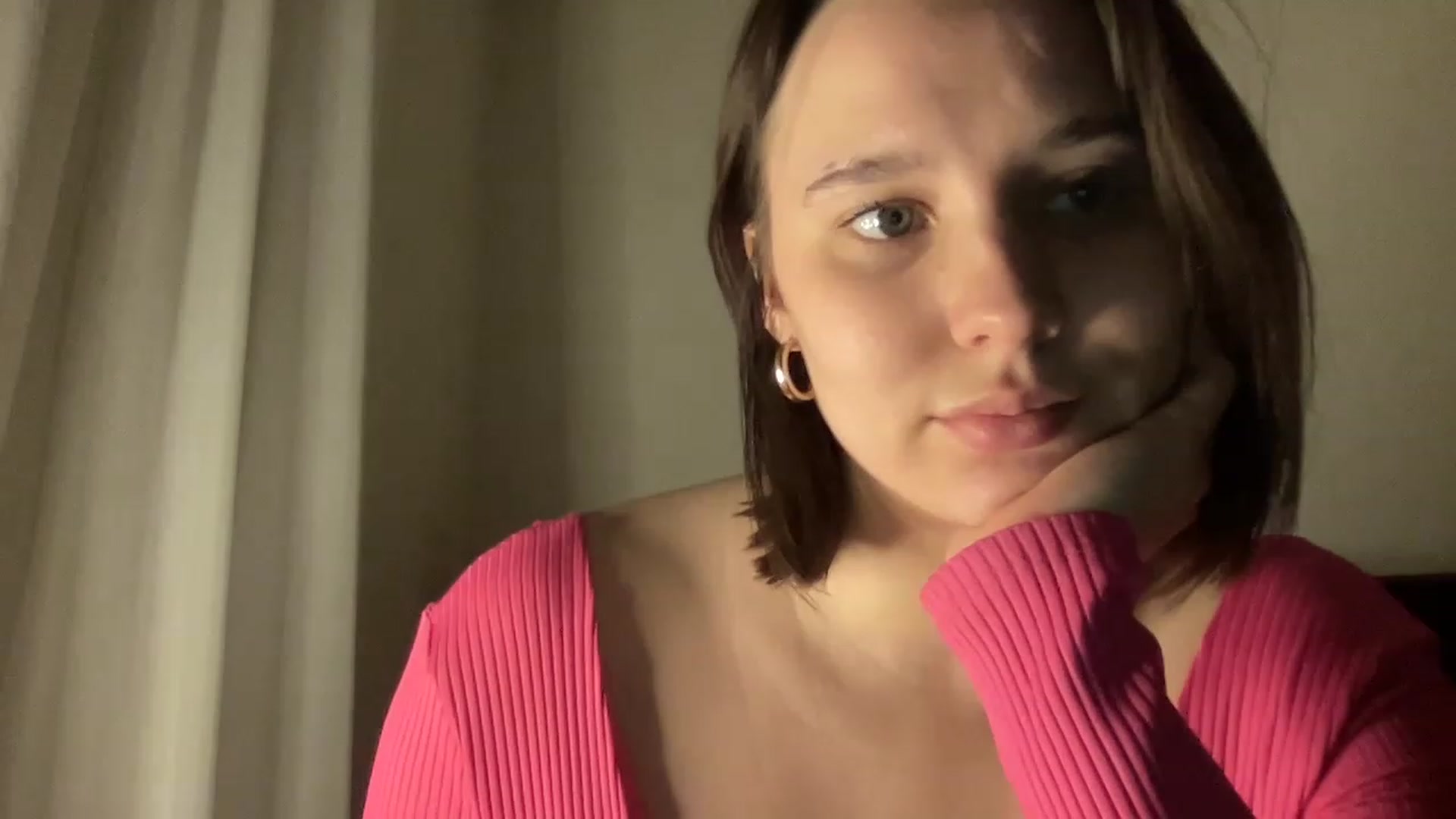 Gallery image thumbnail from TifanyTatum's myfreecams stream on, 12/01/2022, 16:44 image 4 of 20