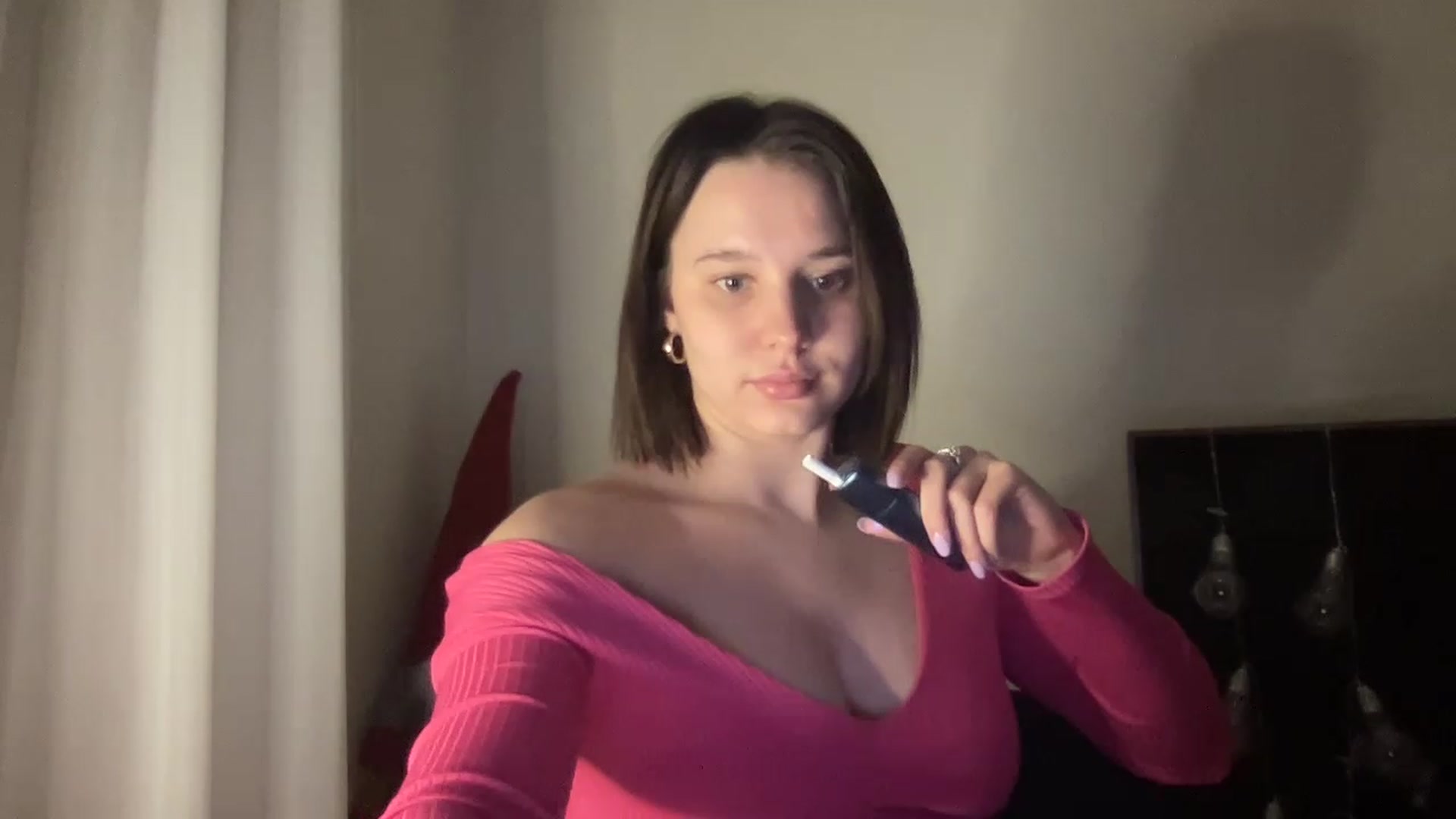 Gallery image thumbnail from TifanyTatum's myfreecams stream on, 12/01/2022, 17:27 image 4 of 20