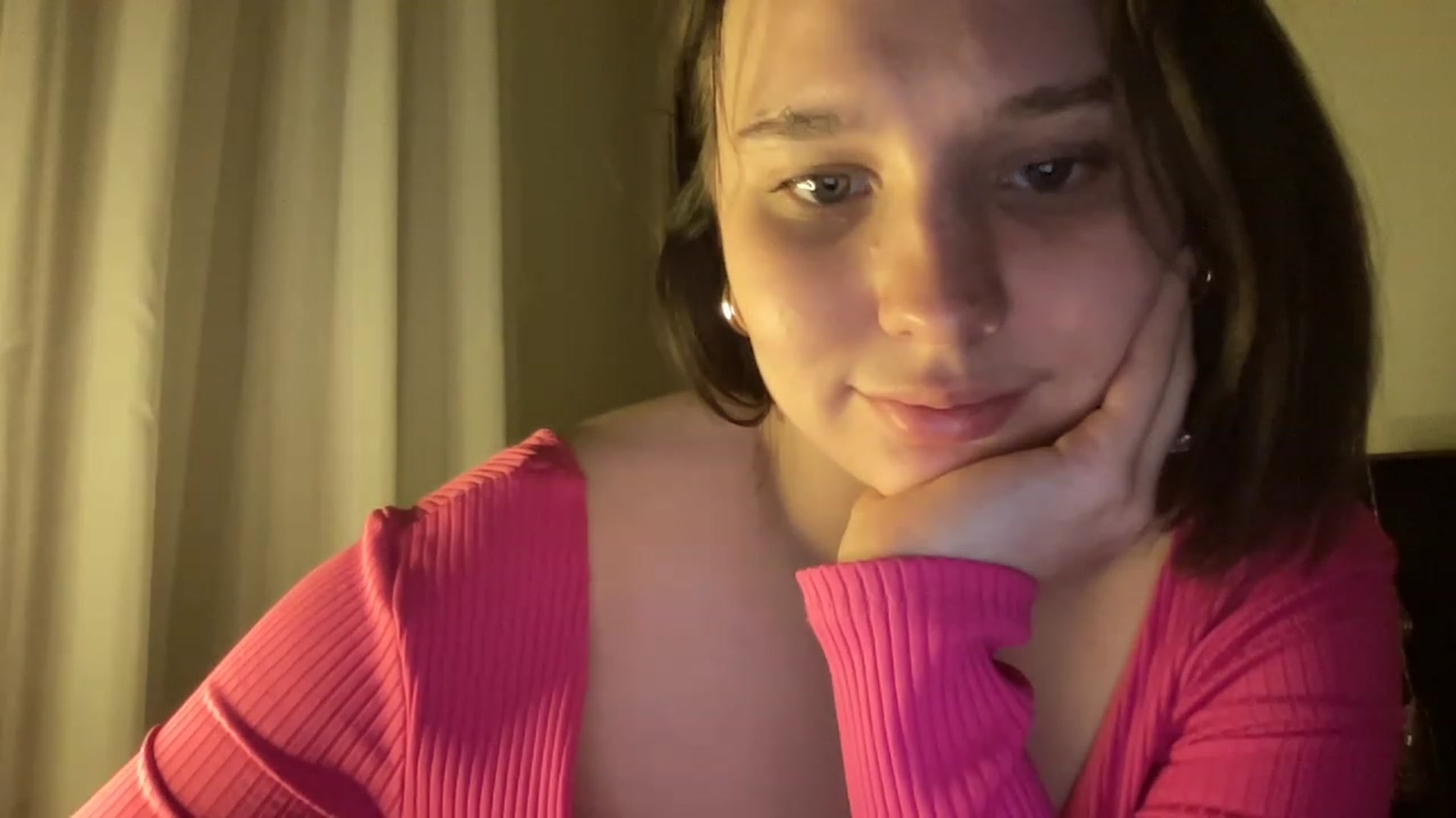 Gallery image thumbnail from TifanyTatum's myfreecams stream on, 12/01/2022, 18:45 image 12 of 20
