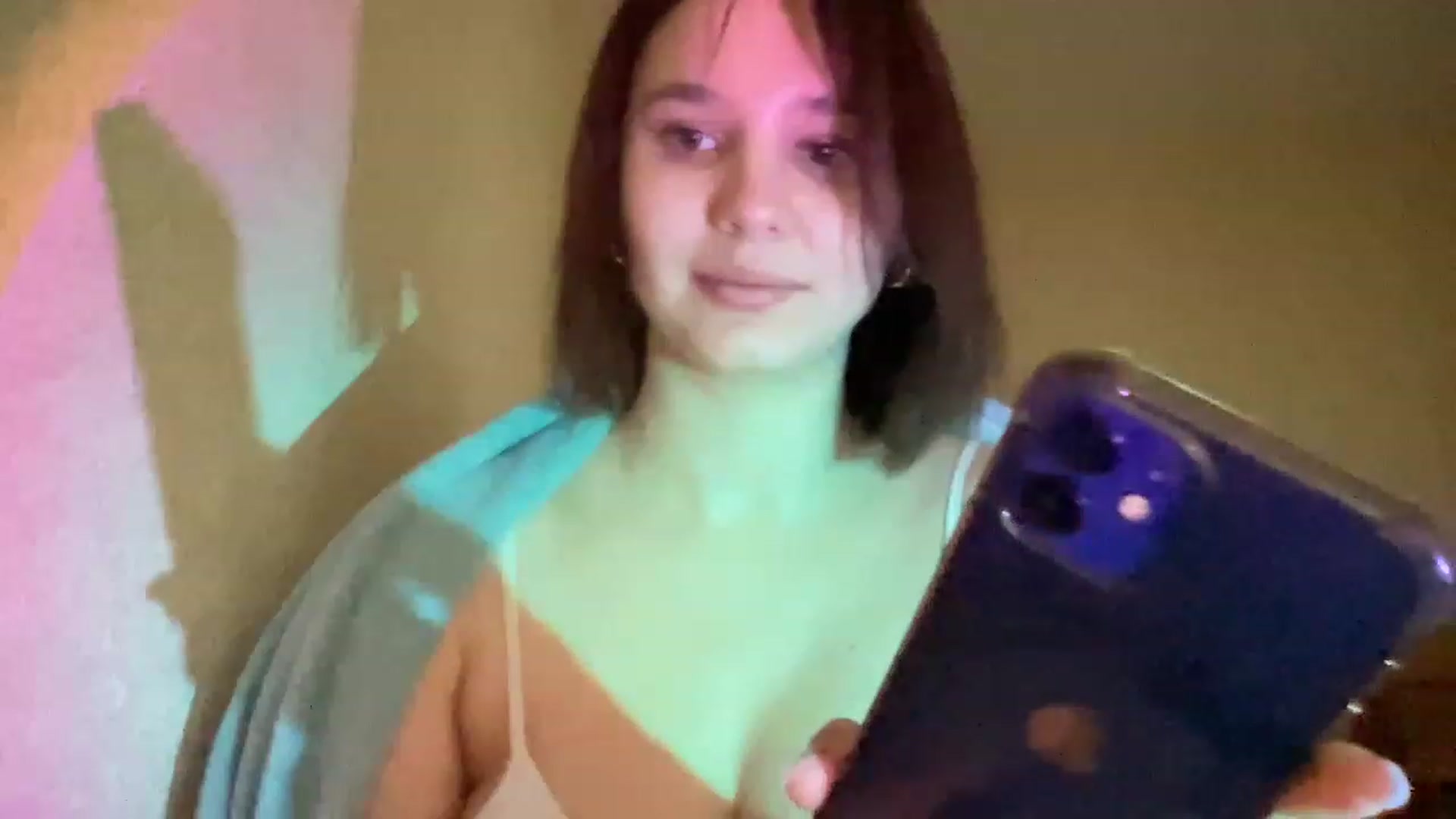 Gallery image thumbnail from TifanyTatum's myfreecams stream on, 12/10/2022, 10:33 image 3 of 20