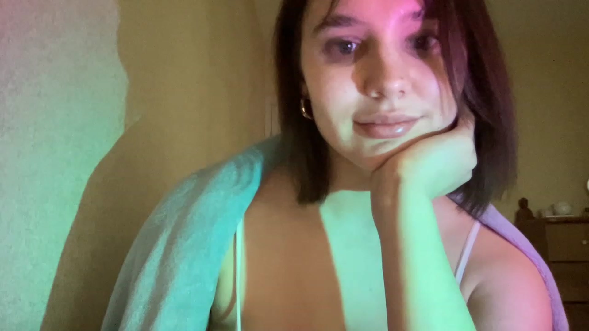 Gallery image thumbnail from TifanyTatum's myfreecams stream on, 12/10/2022, 11:36 image 12 of 20