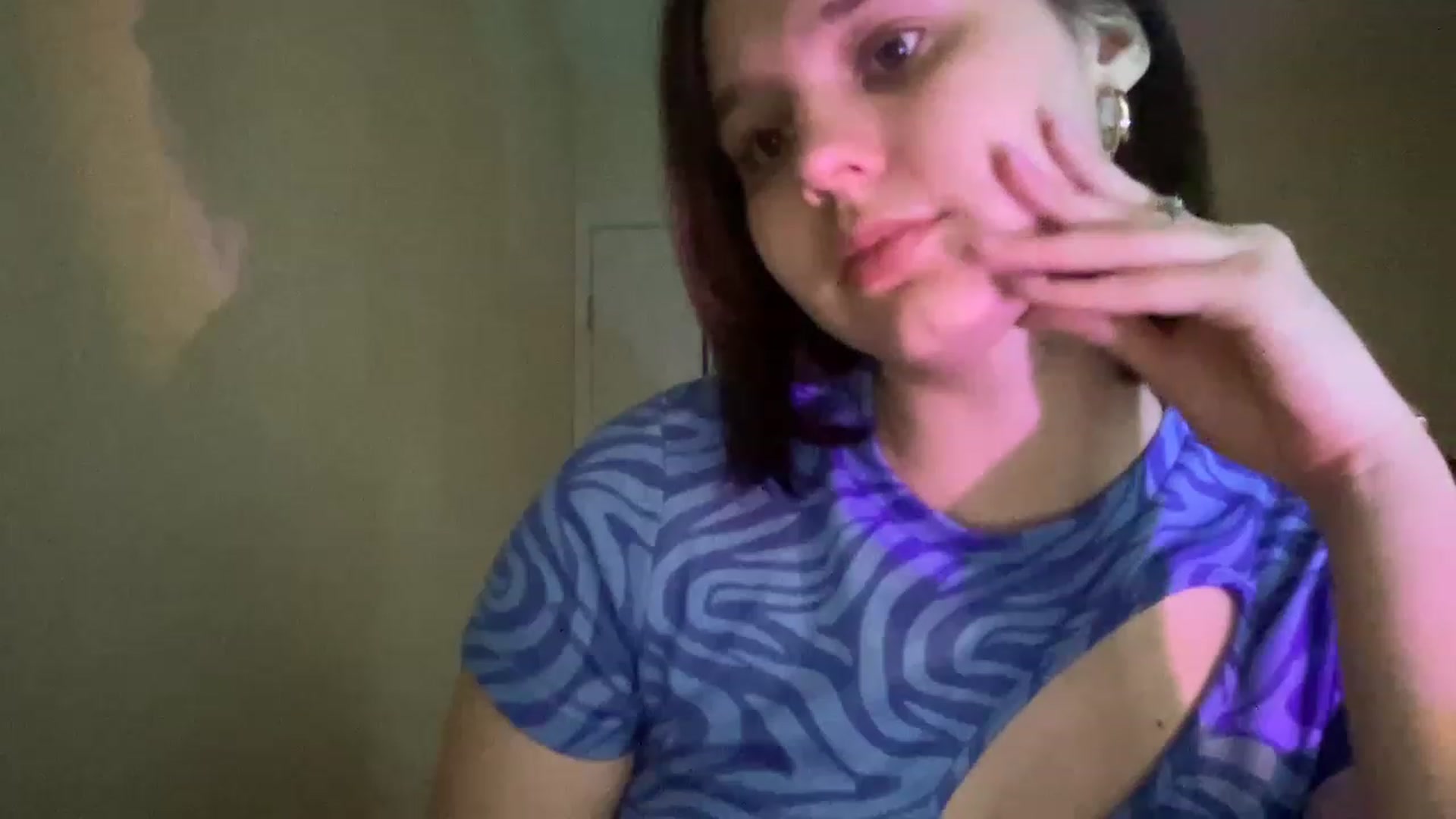 Gallery image thumbnail from TifanyTatum's myfreecams stream on, 12/12/2022, 13:01 image 6 of 20