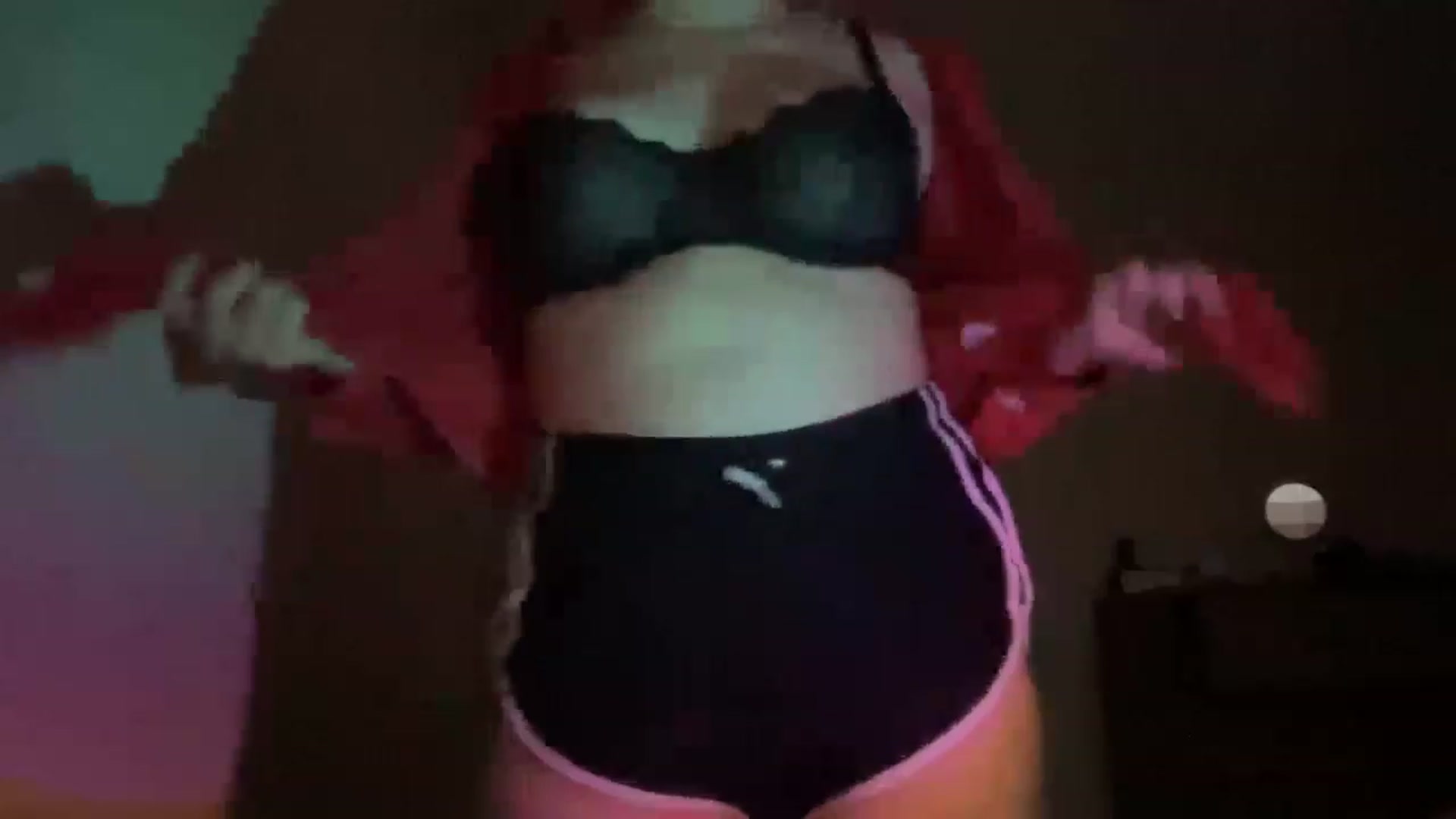 Gallery image thumbnail from TifanyTatum's myfreecams stream on, 12/15/2022, 13:25 image 19 of 20