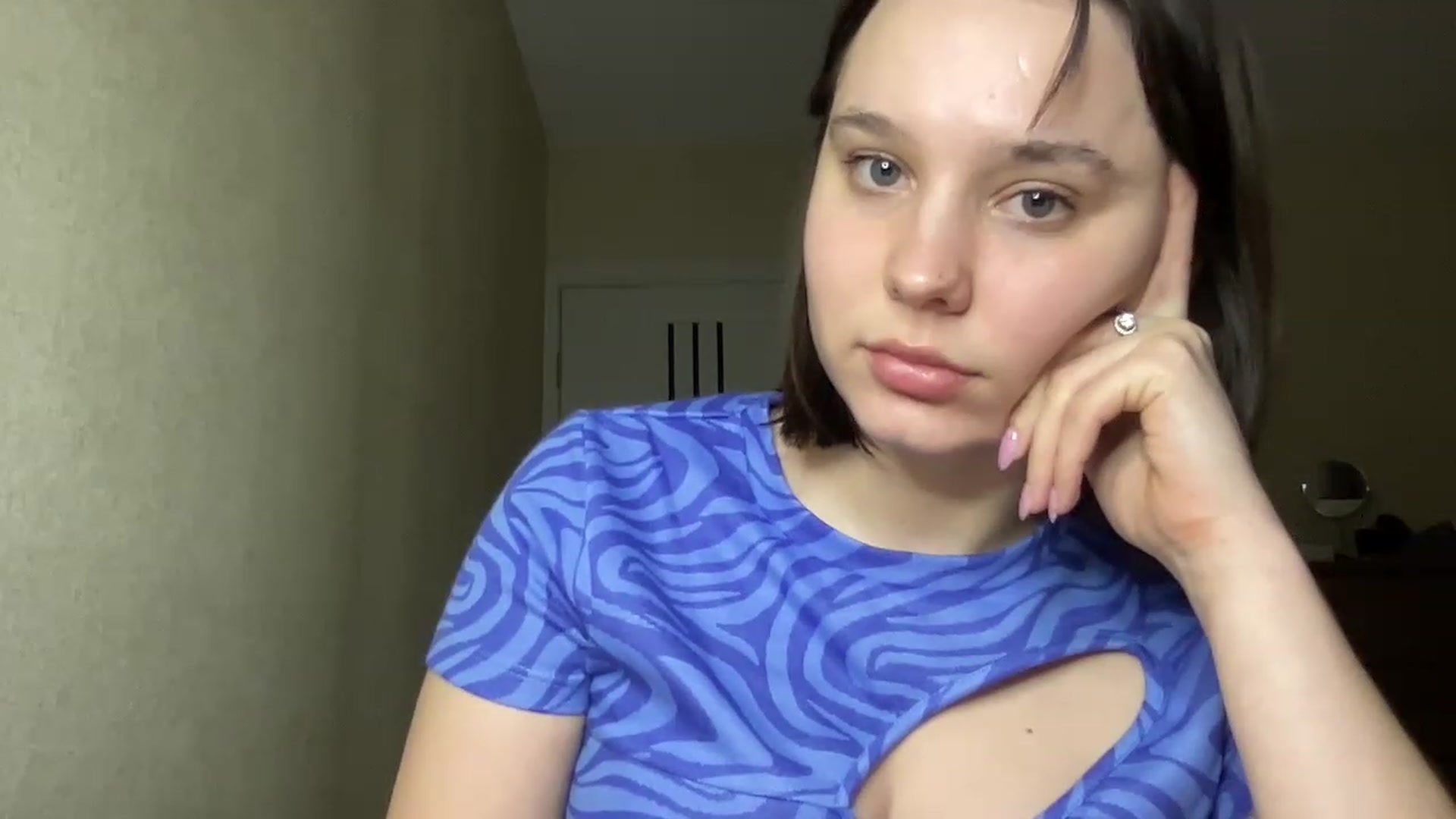 Gallery image thumbnail from TifanyTatum's myfreecams stream on, 12/15/2022, 19:01 image 16 of 20