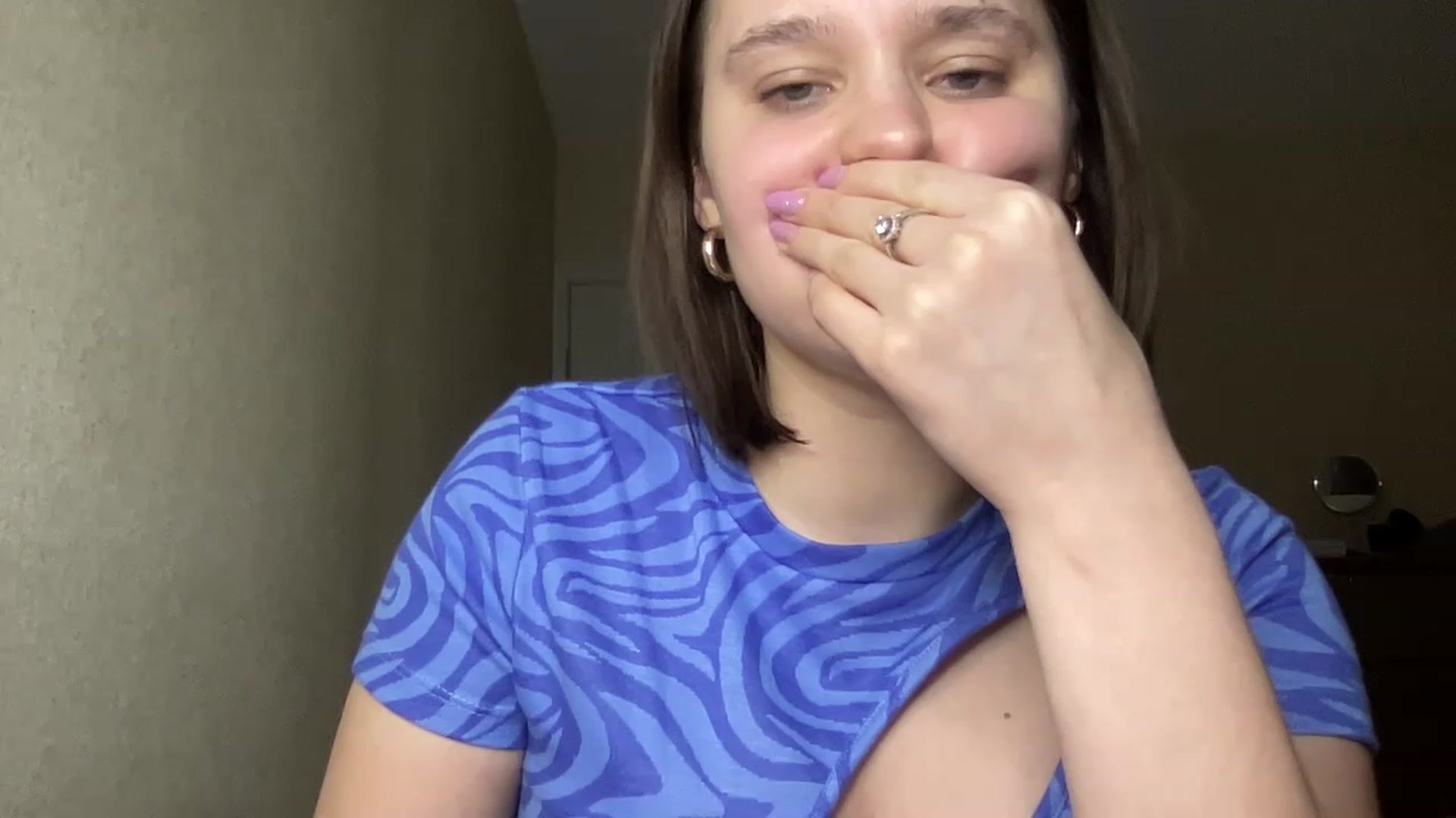 Gallery image thumbnail from TifanyTatum's myfreecams stream on, 12/15/2022, 19:01 image 12 of 20