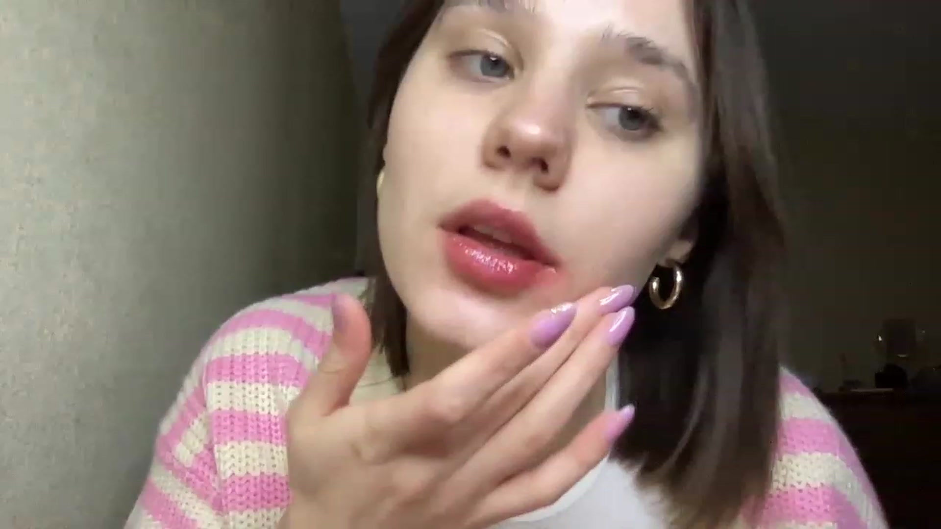 Gallery image thumbnail from TifanyTatum's myfreecams stream on, 12/18/2022, 18:14 image 6 of 20