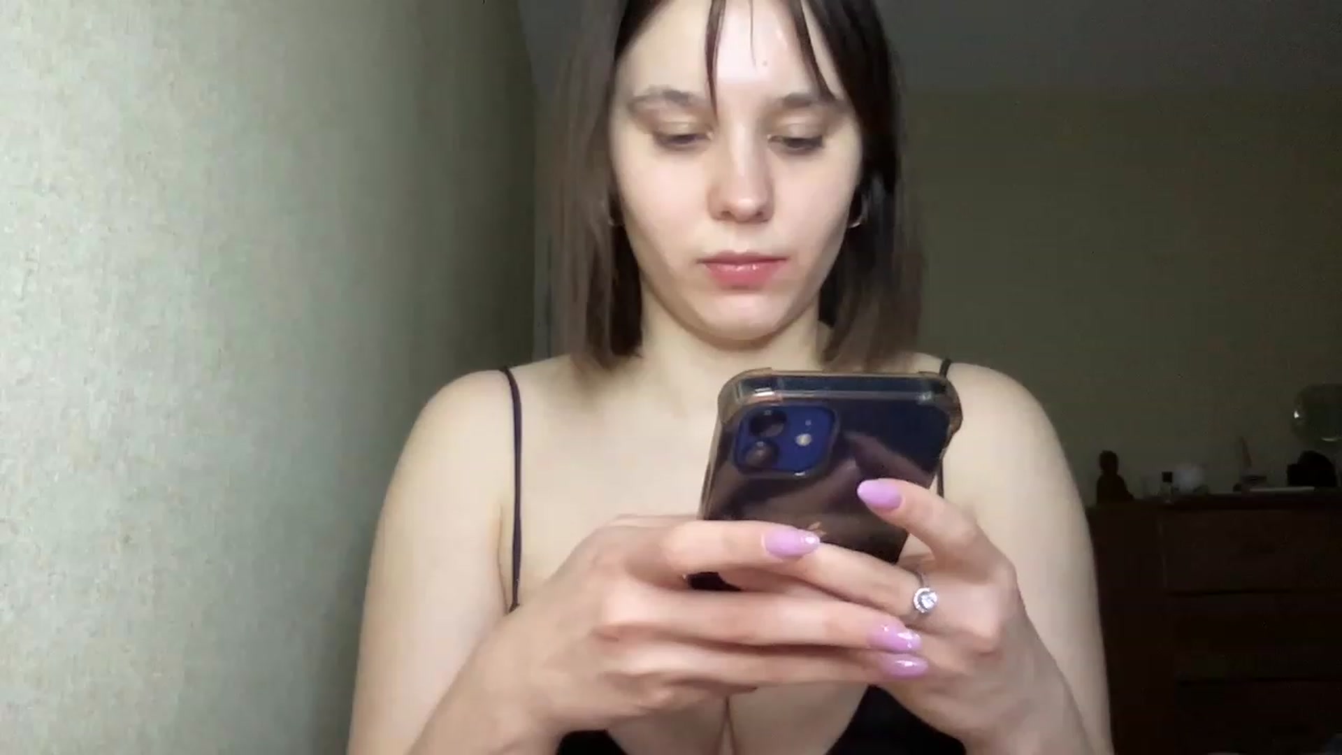 Gallery image thumbnail from TifanyTatum's myfreecams stream on, 12/18/2022, 19:38 image 1 of 20
