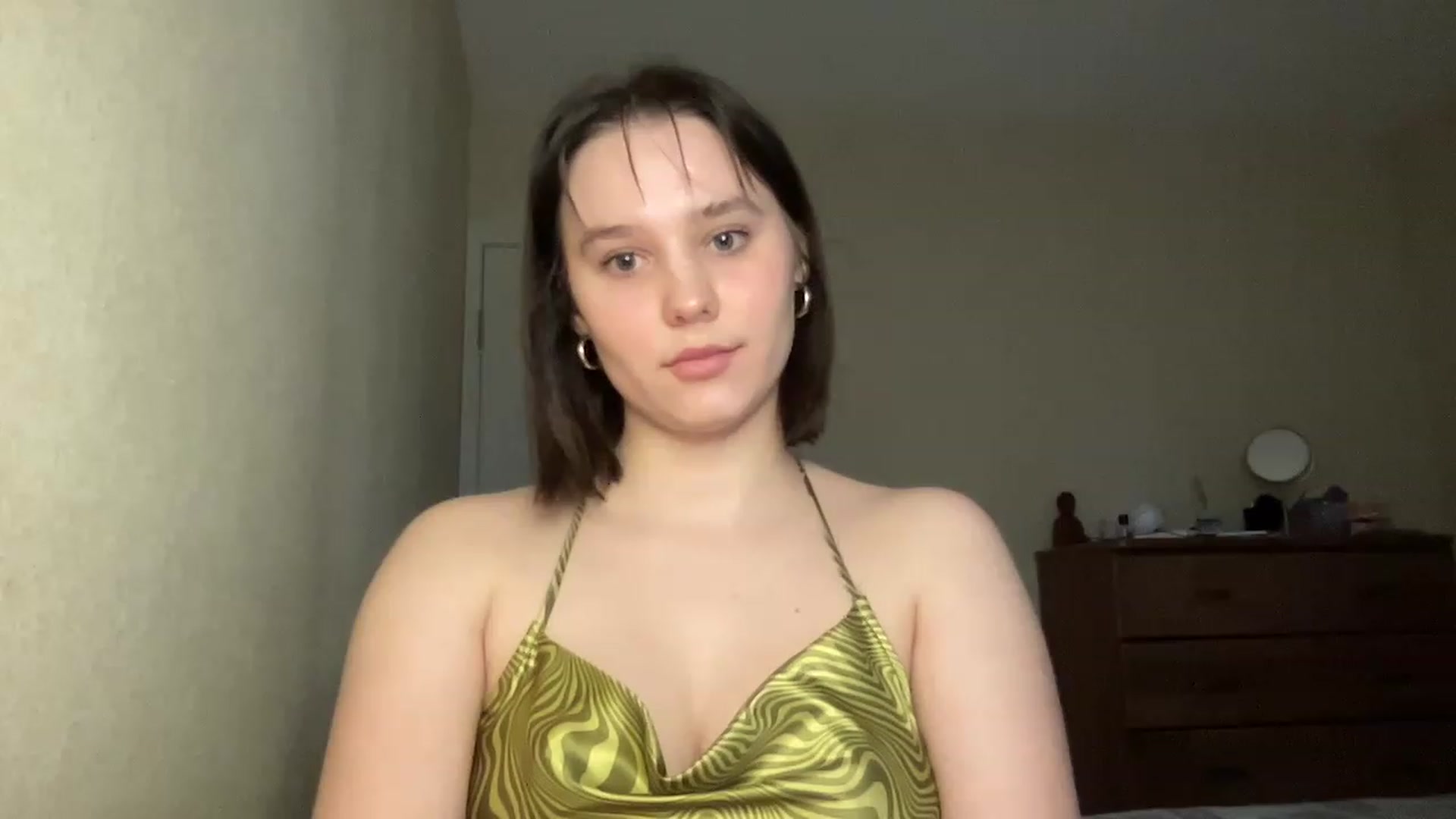 Gallery image thumbnail from TifanyTatum's myfreecams stream on, 12/19/2022, 13:19 image 12 of 20