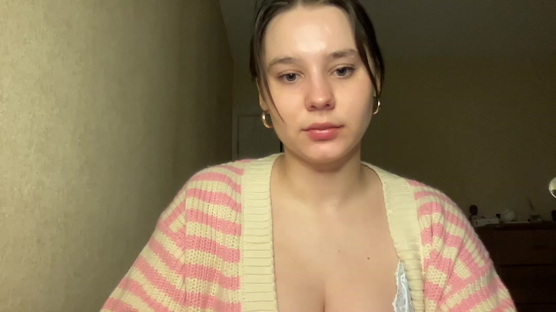 Gallery image thumbnail from TifanyTatum's myfreecams stream on, 12/20/2022, 14:34 image 4 of 20