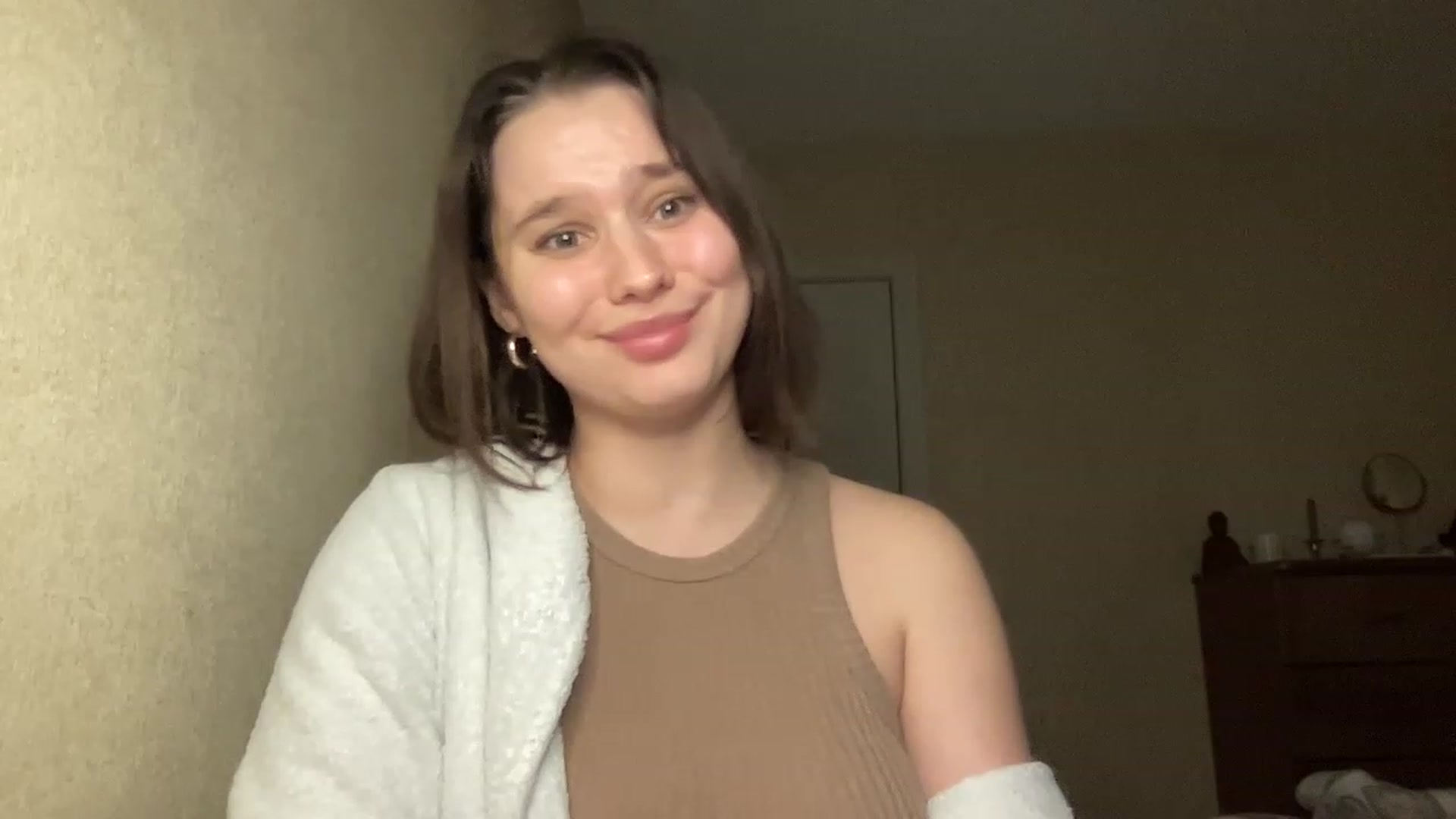 Gallery image thumbnail from TifanyTatum's myfreecams stream on, 12/22/2022, 18:59 image 14 of 20