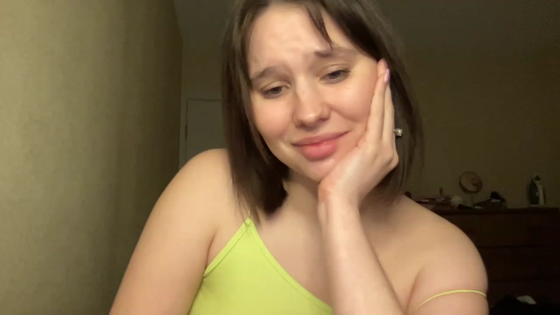 Gallery image thumbnail from TifanyTatum's myfreecams stream on, 12/25/2022, 15:02 image 19 of 20