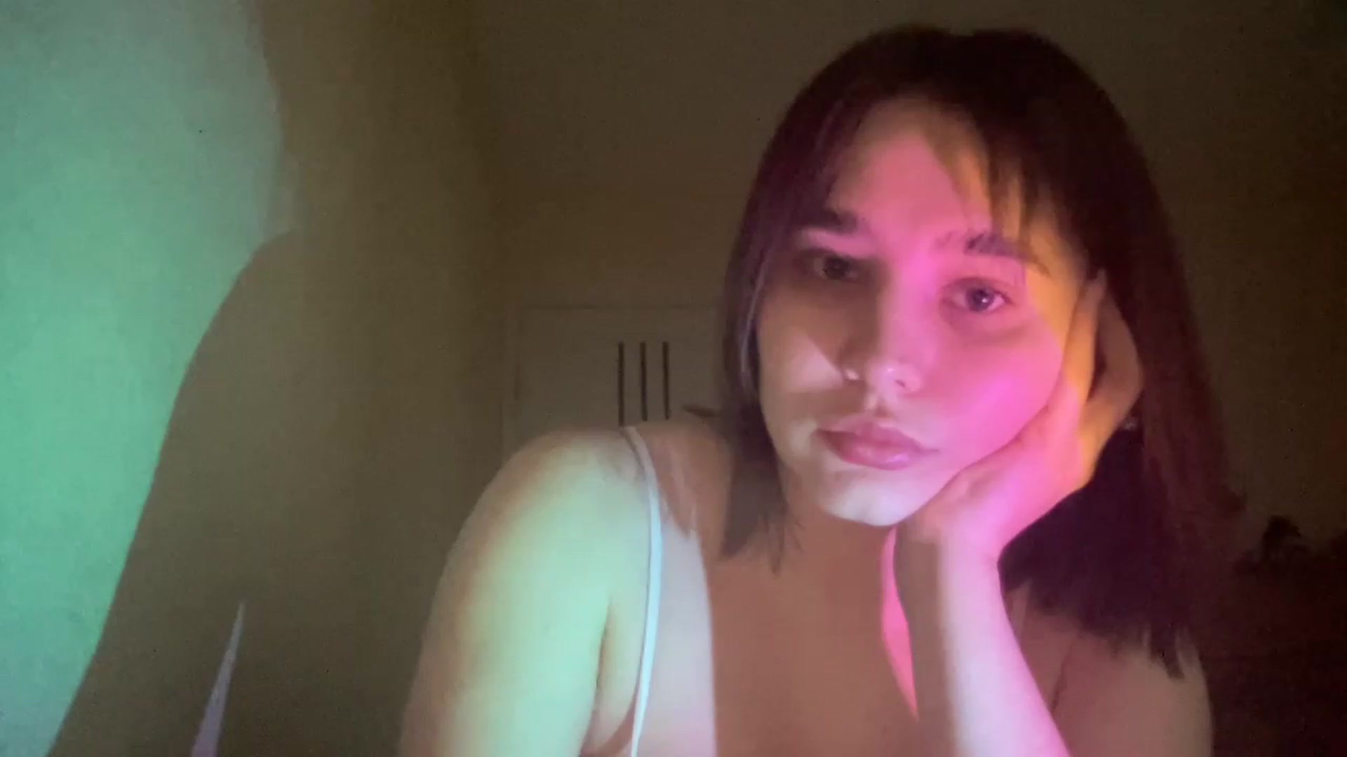 Gallery image thumbnail from TifanyTatum's myfreecams stream on, 01/02/2023, 14:20 image 7 of 20