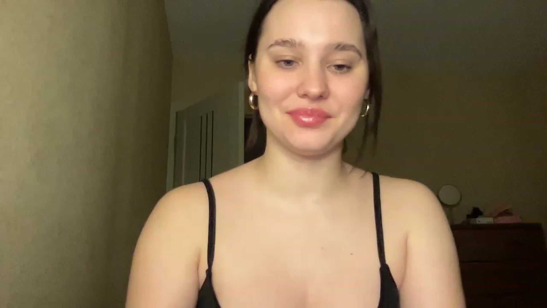 Gallery image thumbnail from TifanyTatum's myfreecams stream on, 01/07/2023, 16:01 image 12 of 20
