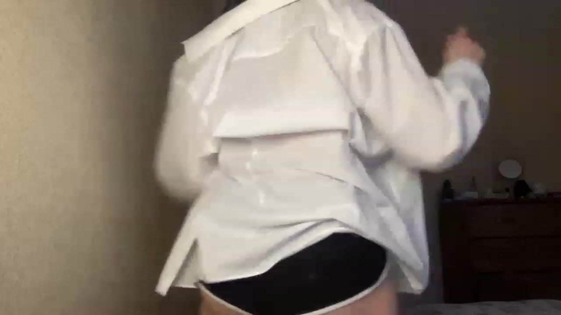 Gallery image thumbnail from TifanyTatum's myfreecams stream on, 01/23/2023, 08:45 image 4 of 20