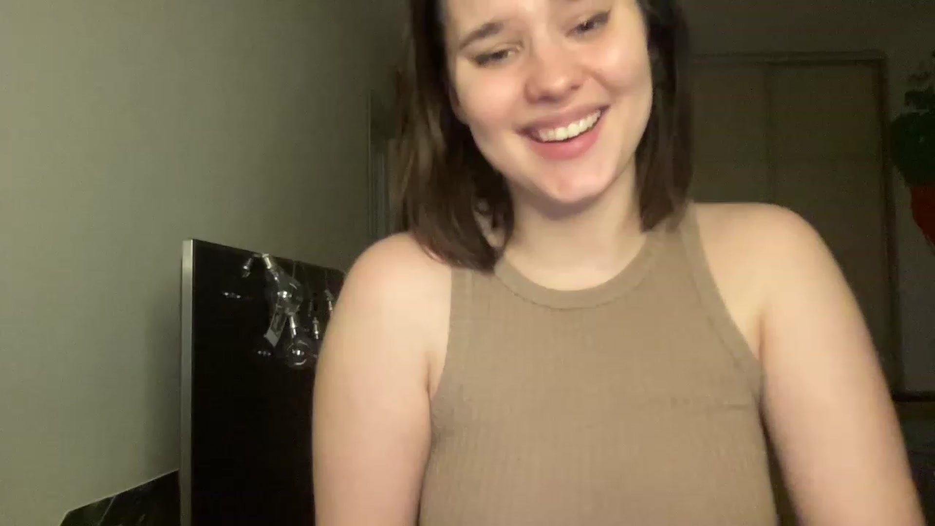 Gallery image thumbnail from TifanyTatum's myfreecams stream on, 02/04/2023, 19:49 image 17 of 20