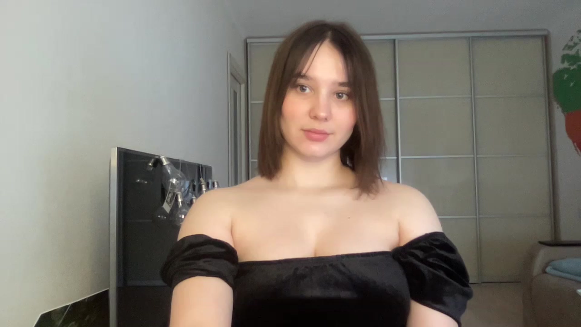 Gallery image thumbnail from TifanyTatum's myfreecams stream on, 02/05/2023, 10:19 image 6 of 20
