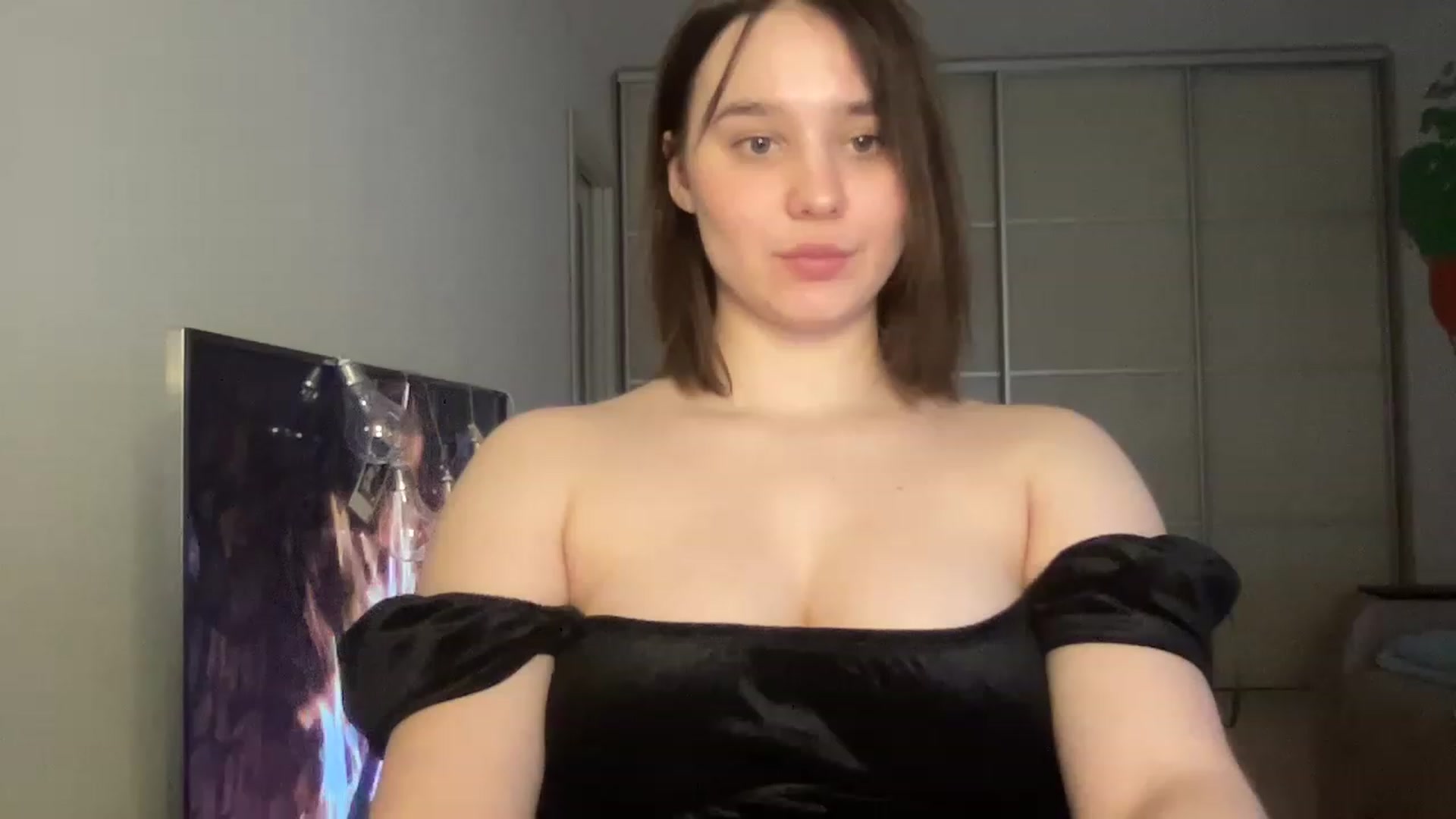 Gallery image thumbnail from TifanyTatum's myfreecams stream on, 02/05/2023, 13:04 image 18 of 20