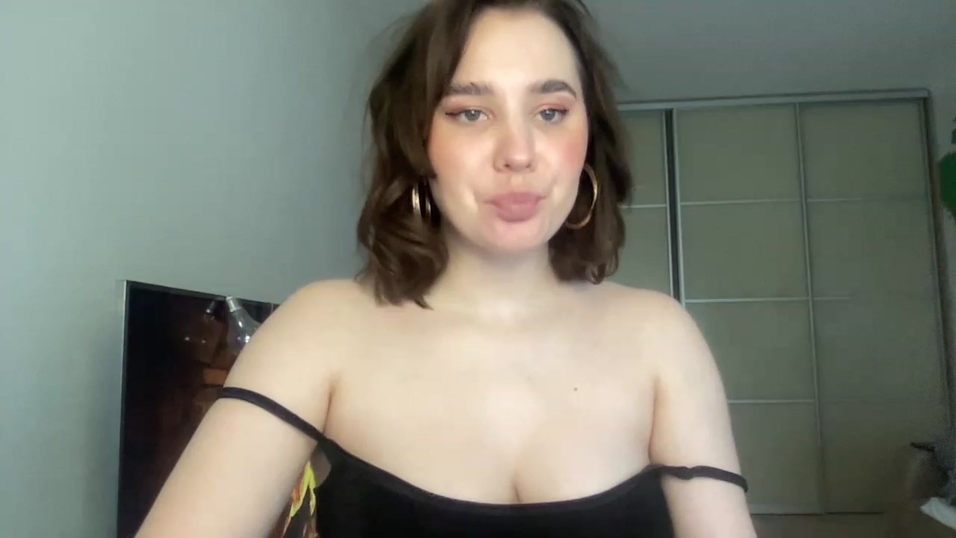 Gallery image thumbnail from TifanyTatum's myfreecams stream on, 02/13/2023, 13:27 image 8 of 20