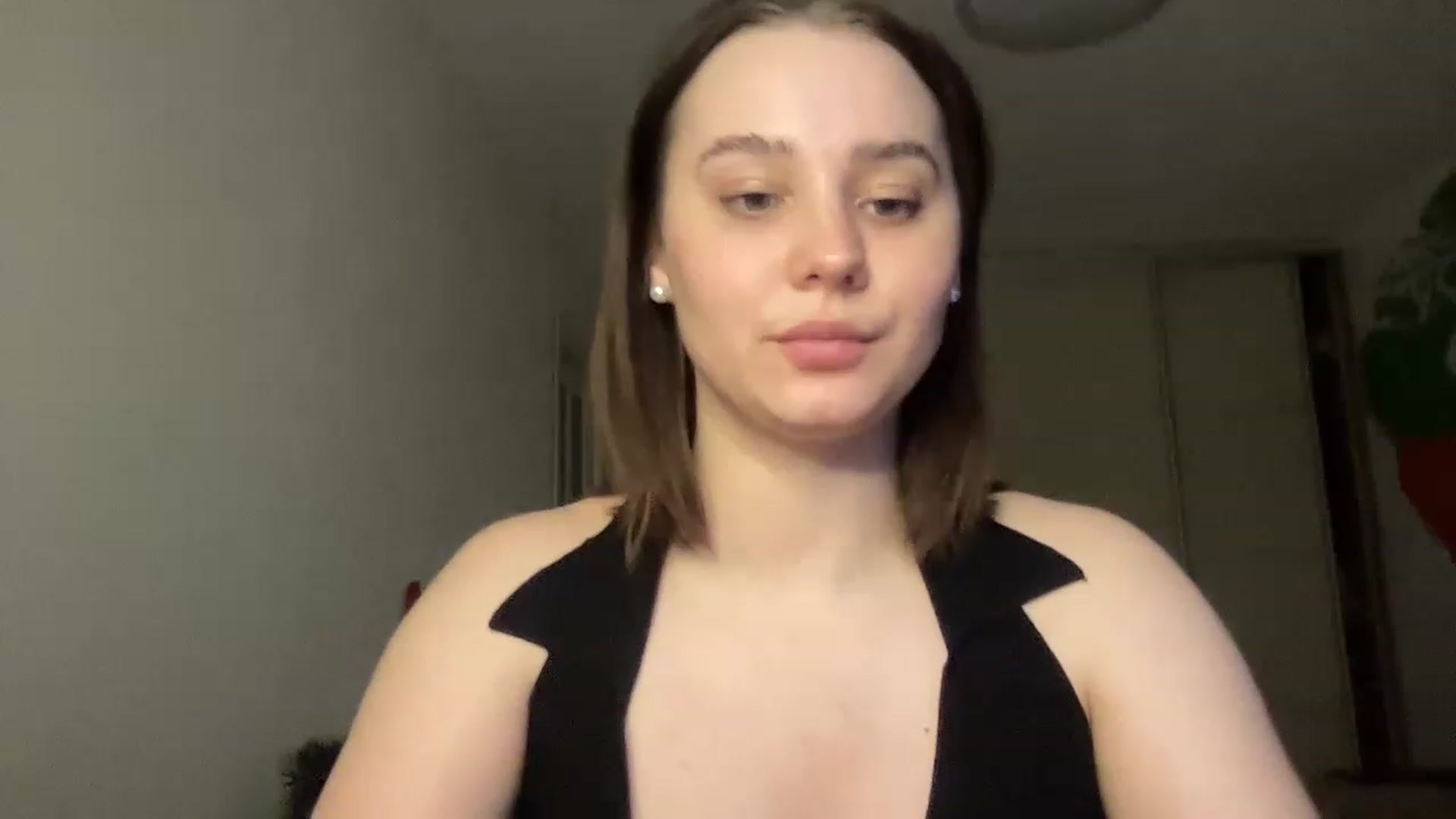 Gallery image thumbnail from TifanyTatum's myfreecams stream on, 02/28/2023, 16:23 image 12 of 20