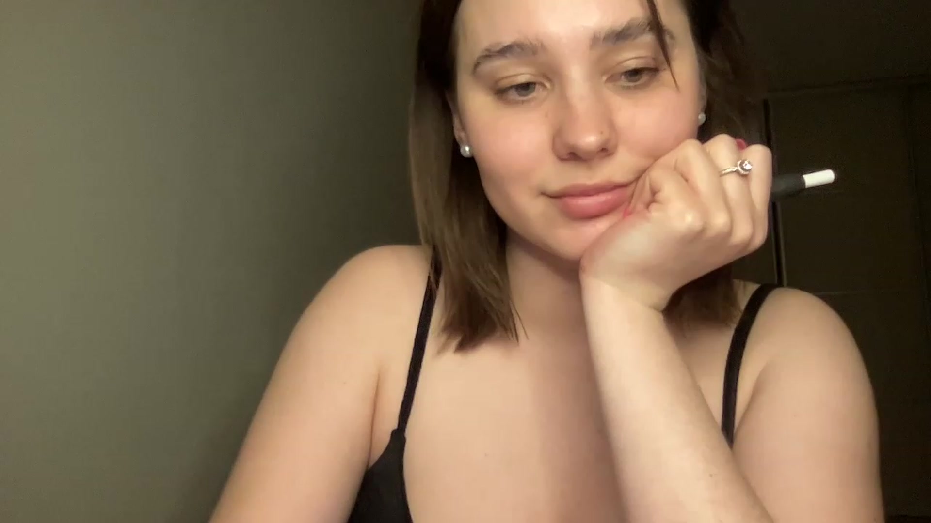Gallery image thumbnail from TifanyTatum's myfreecams stream on, 03/05/2023, 16:18 image 19 of 20