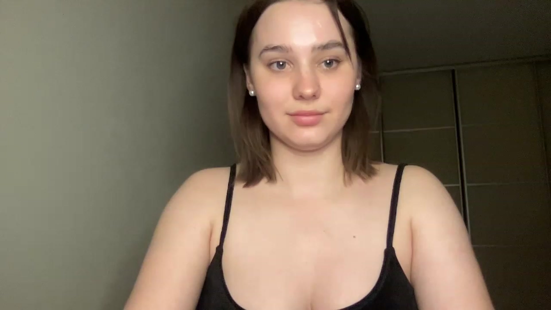 Gallery image thumbnail from TifanyTatum's myfreecams stream on, 03/05/2023, 16:18 image 17 of 20