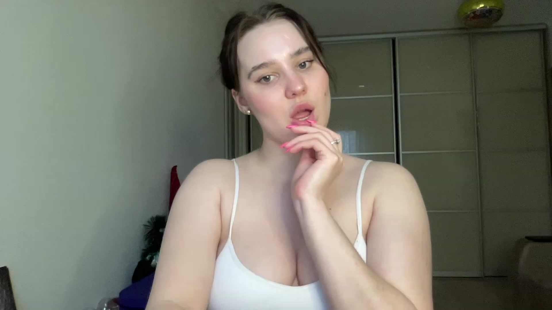 Gallery image thumbnail from TifanyTatum's myfreecams stream on, 03/12/2023, 14:08 image 3 of 20