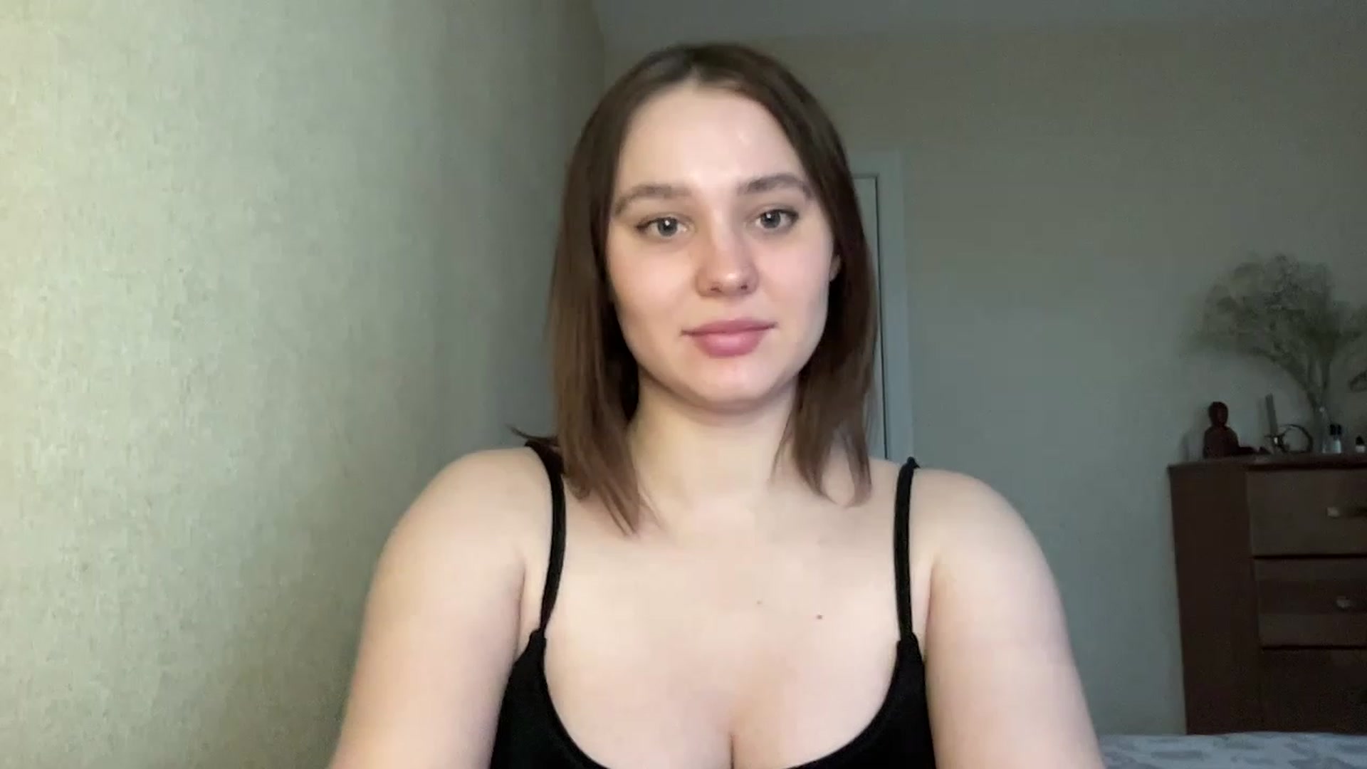Gallery image thumbnail from TifanyTatum's myfreecams stream on, 04/05/2023, 12:17 image 17 of 20