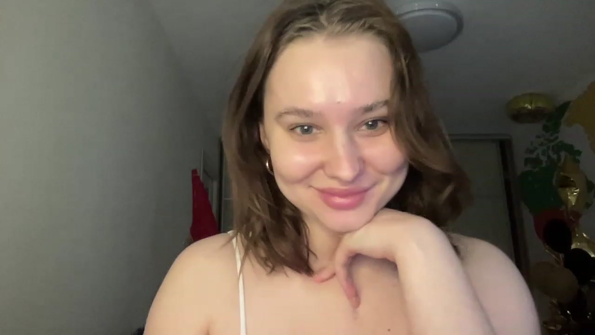 Gallery image thumbnail from TifanyTatum's myfreecams stream on, 04/15/2023, 15:04 image 6 of 20