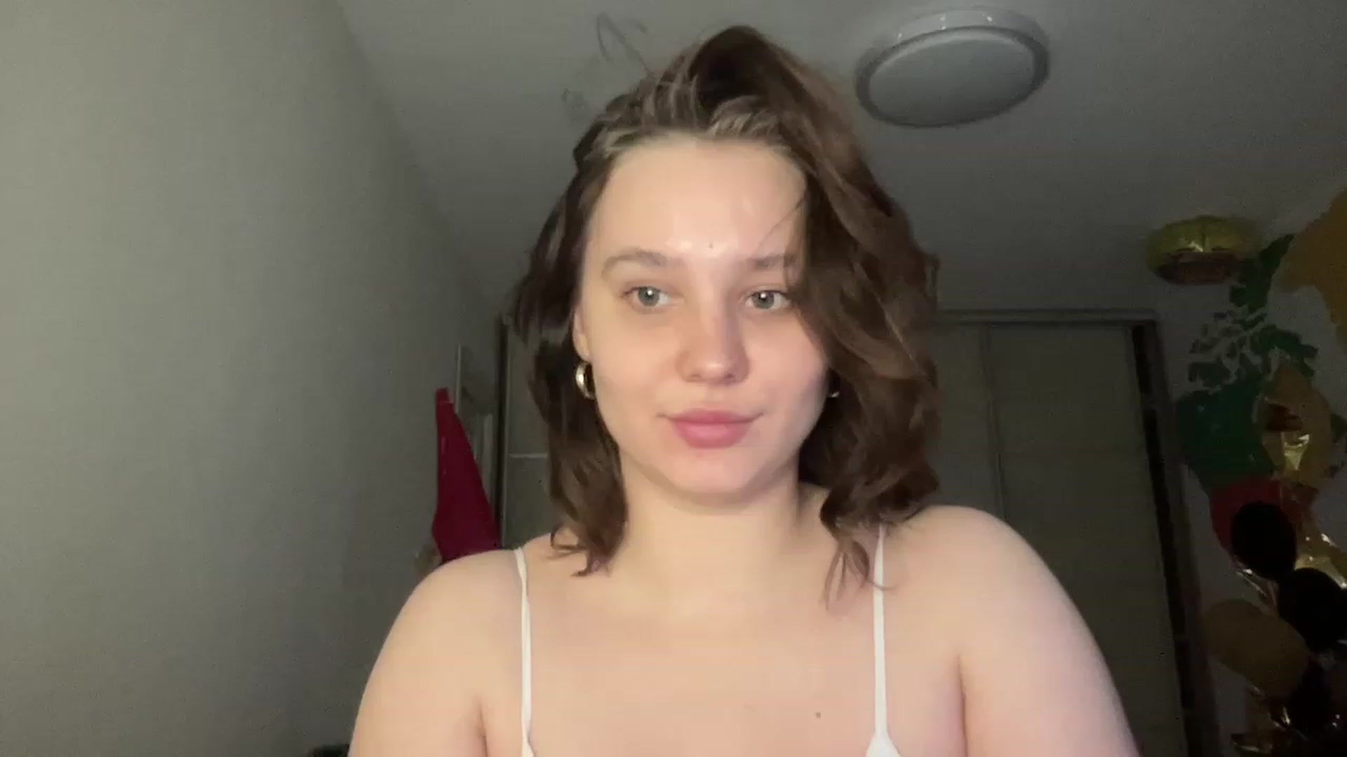 Gallery image thumbnail from TifanyTatum's myfreecams stream on, 04/15/2023, 15:04 image 14 of 20