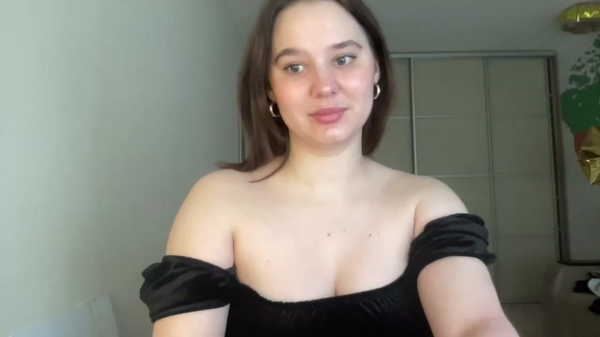 Gallery image thumbnail from TifanyTatum's myfreecams stream on, 04/26/2023, 12:01 image 3 of 20