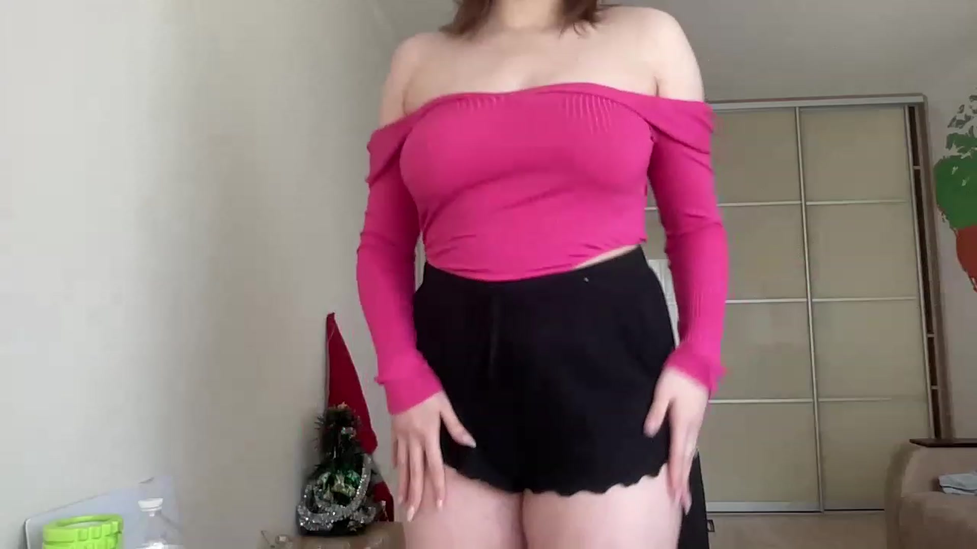 Gallery image thumbnail from TifanyTatum's myfreecams stream on, 05/05/2023, 10:20 image 10 of 20