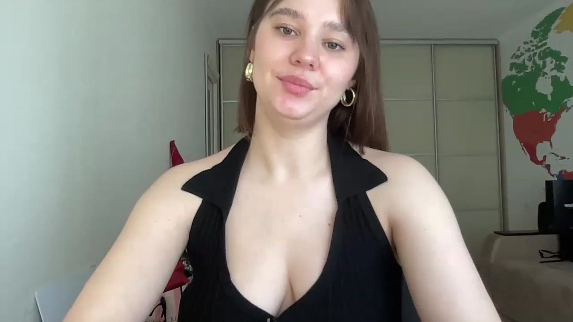 Gallery image thumbnail from TifanyTatum's myfreecams stream on, 06/18/2023, 10:05 image 16 of 20
