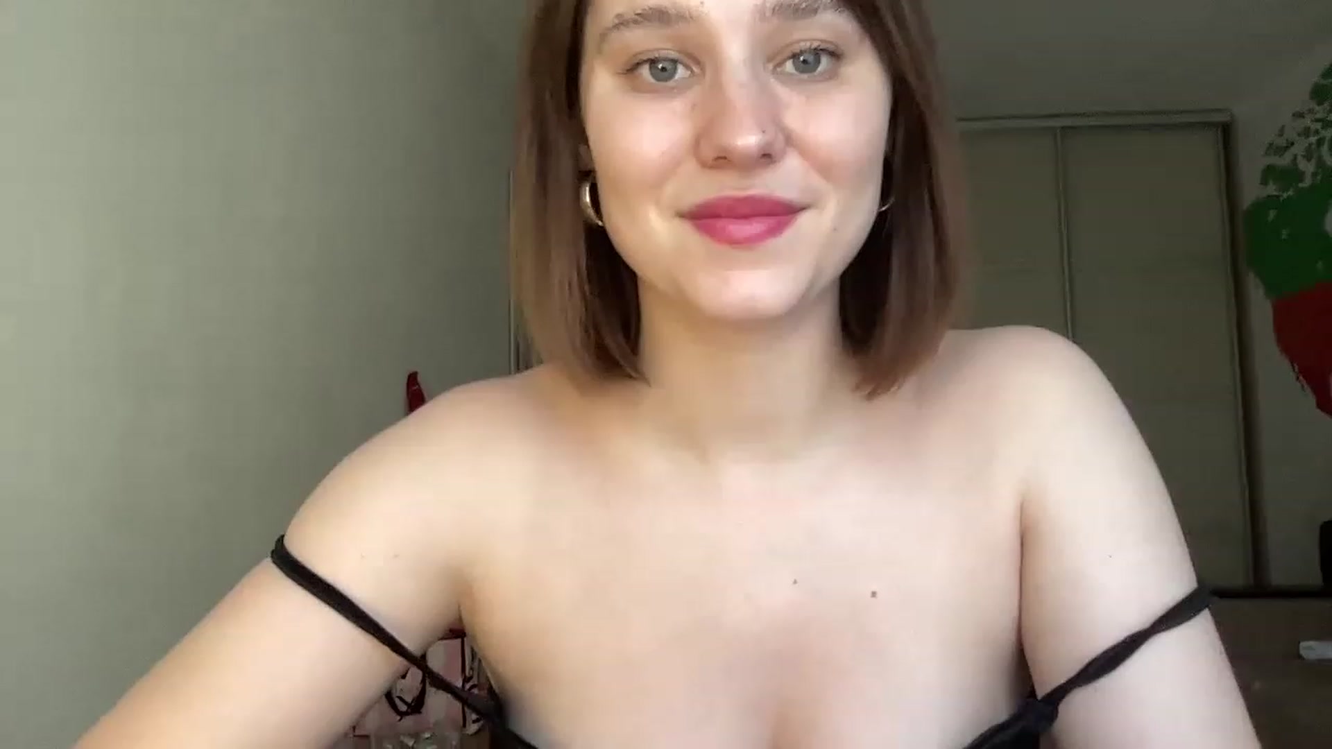 Gallery image thumbnail from TifanyTatum's myfreecams stream on, 06/20/2023, 13:19 image 16 of 20