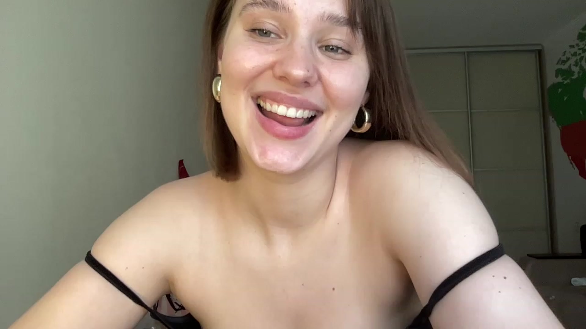 Gallery image thumbnail from TifanyTatum's myfreecams stream on, 06/20/2023, 13:19 image 14 of 20