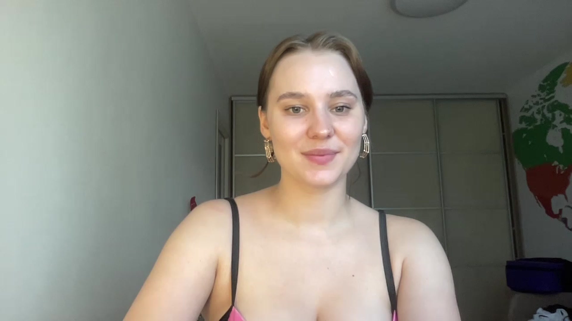 Gallery image thumbnail from TifanyTatum's myfreecams stream on, 08/03/2023, 15:02 image 5 of 20