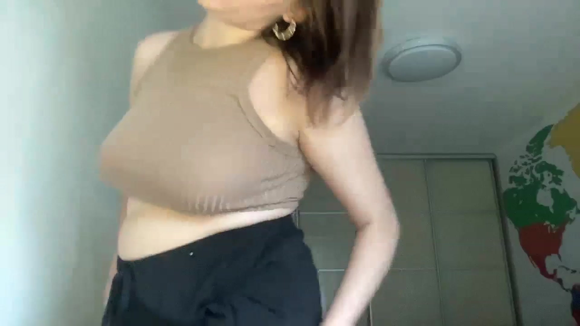 Gallery image thumbnail from TifanyTatum's myfreecams stream on, 08/16/2023, 11:47 image 16 of 20