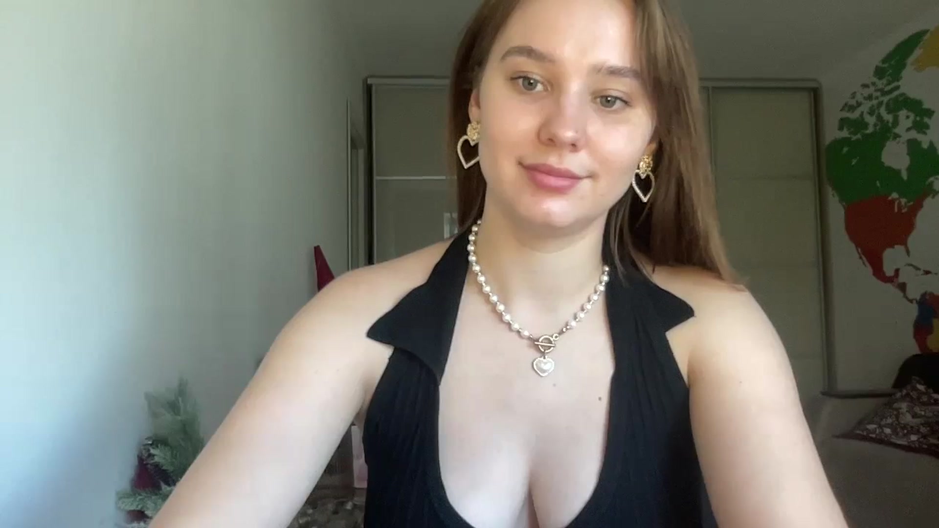 Gallery image thumbnail from TifanyTatum's myfreecams stream on, 08/17/2023, 10:46 image 15 of 20