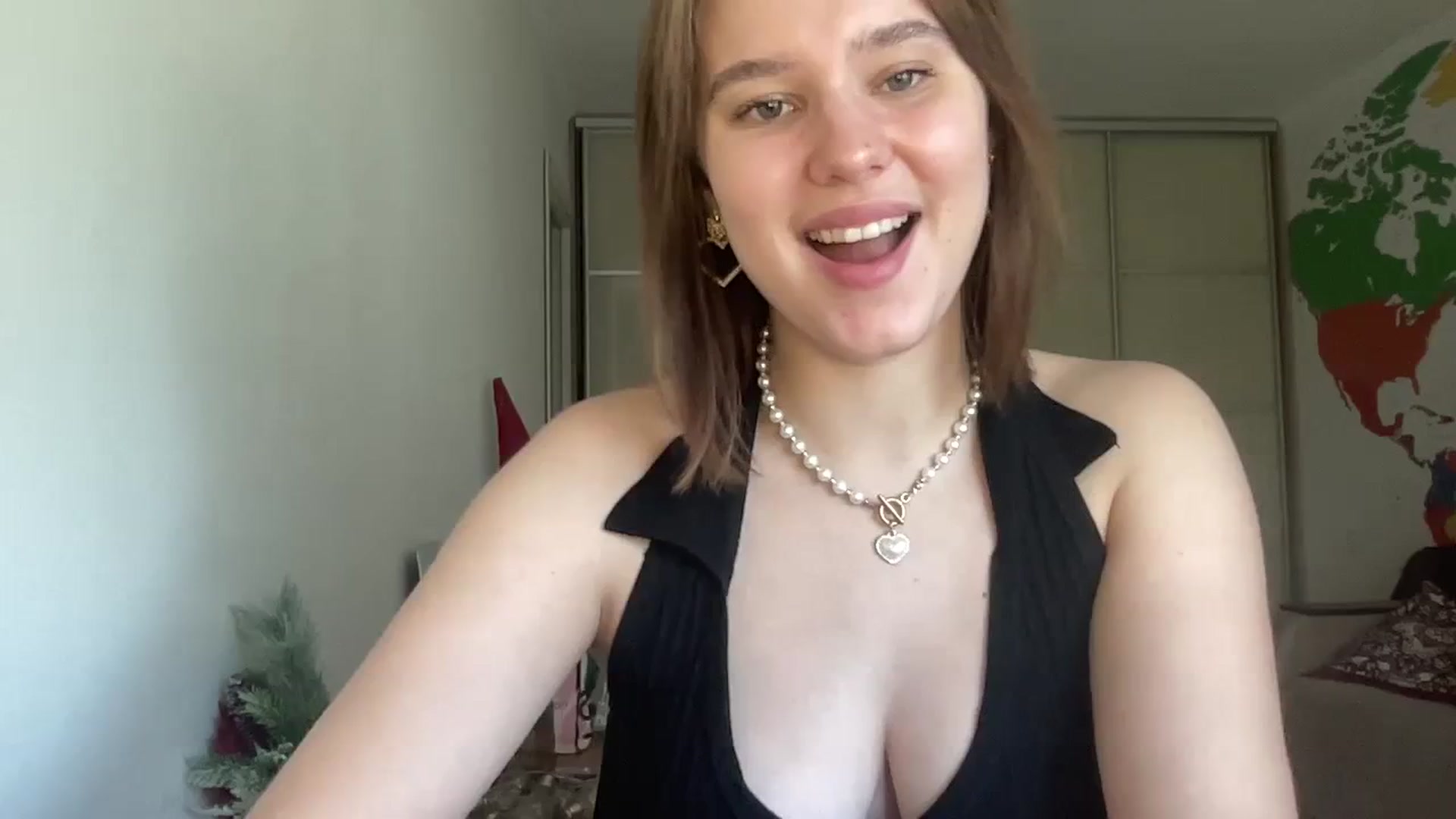 Gallery image thumbnail from TifanyTatum's myfreecams stream on, 08/17/2023, 10:46 image 8 of 20