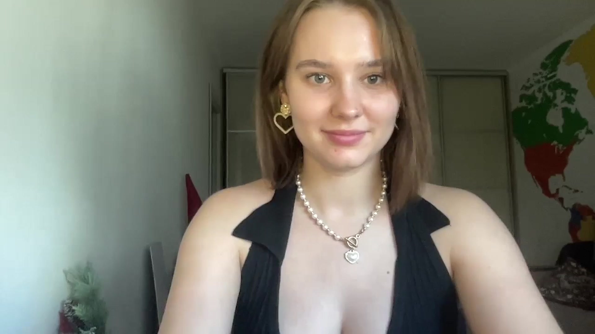 Gallery image thumbnail from TifanyTatum's myfreecams stream on, 08/17/2023, 12:23 image 9 of 20