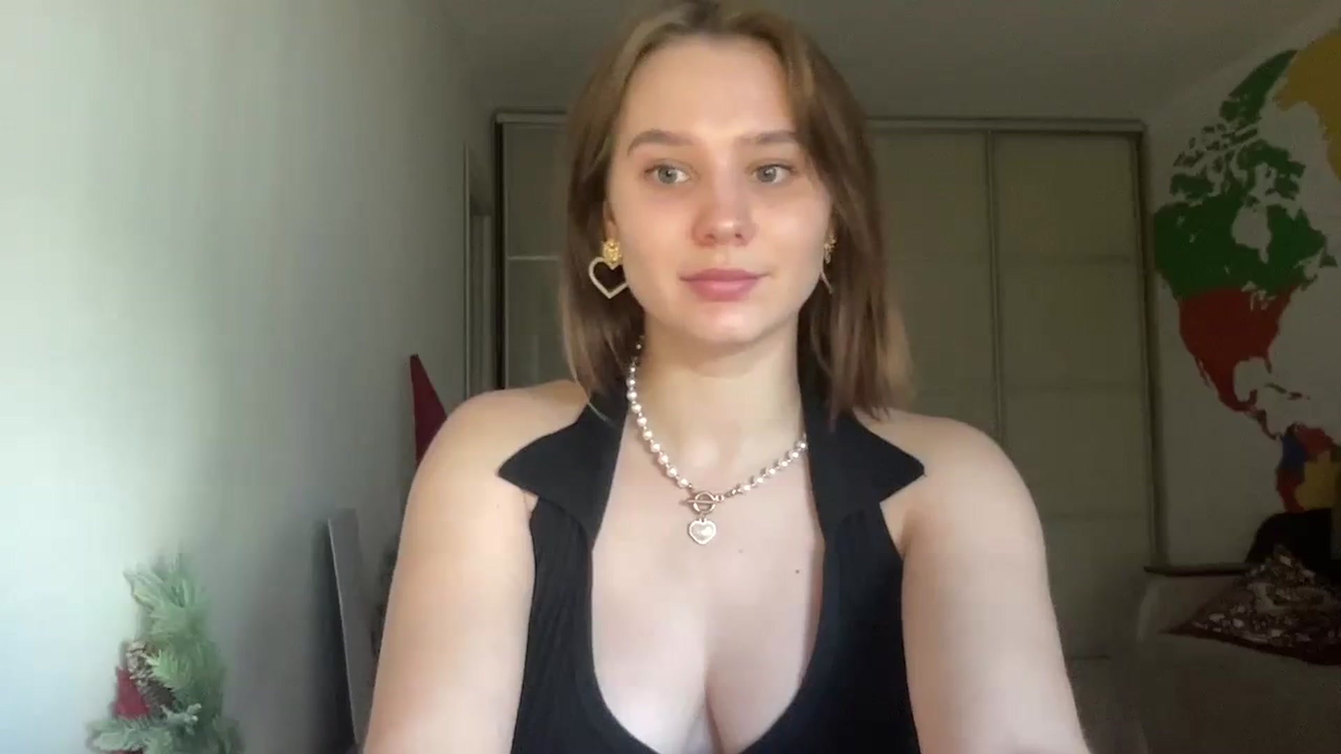 Gallery image thumbnail from TifanyTatum's myfreecams stream on, 08/17/2023, 13:56 image 15 of 20