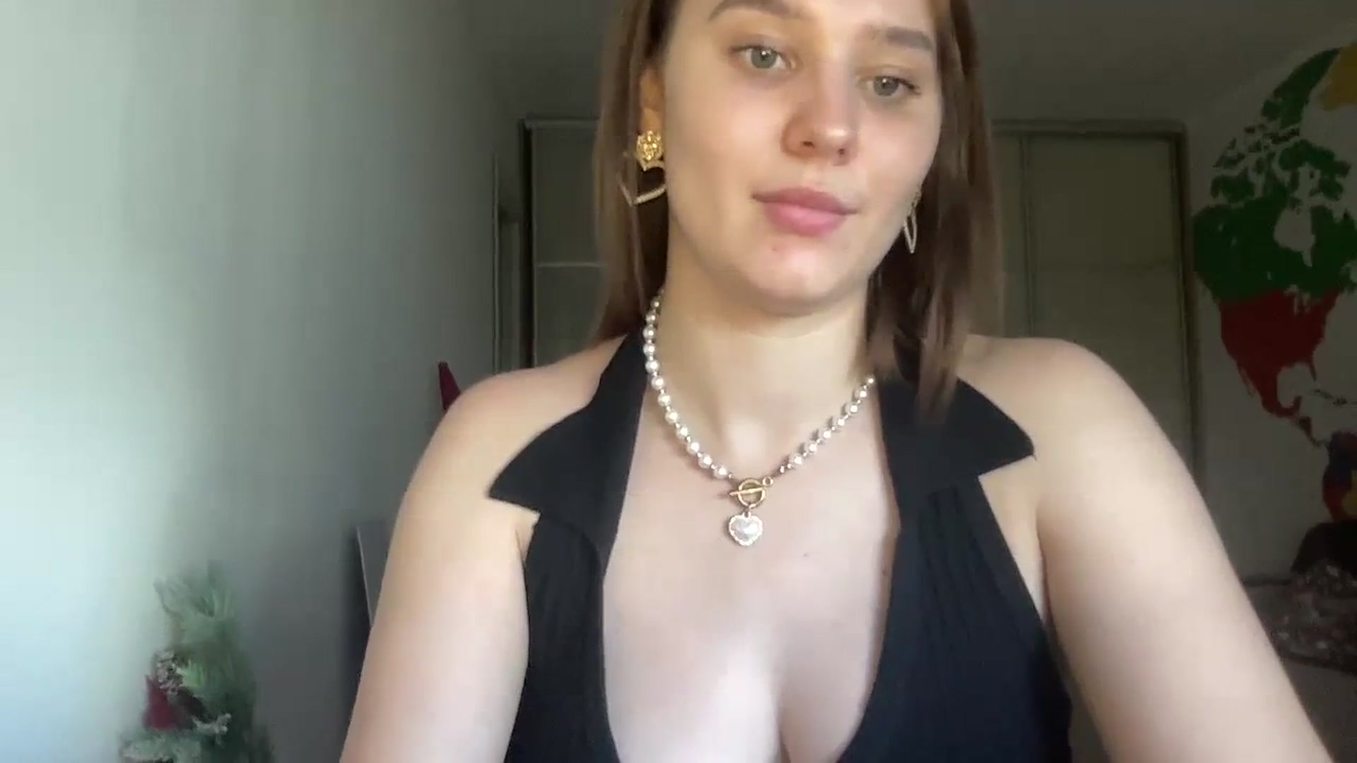 Gallery image thumbnail from TifanyTatum's myfreecams stream on, 08/17/2023, 13:56 image 4 of 20