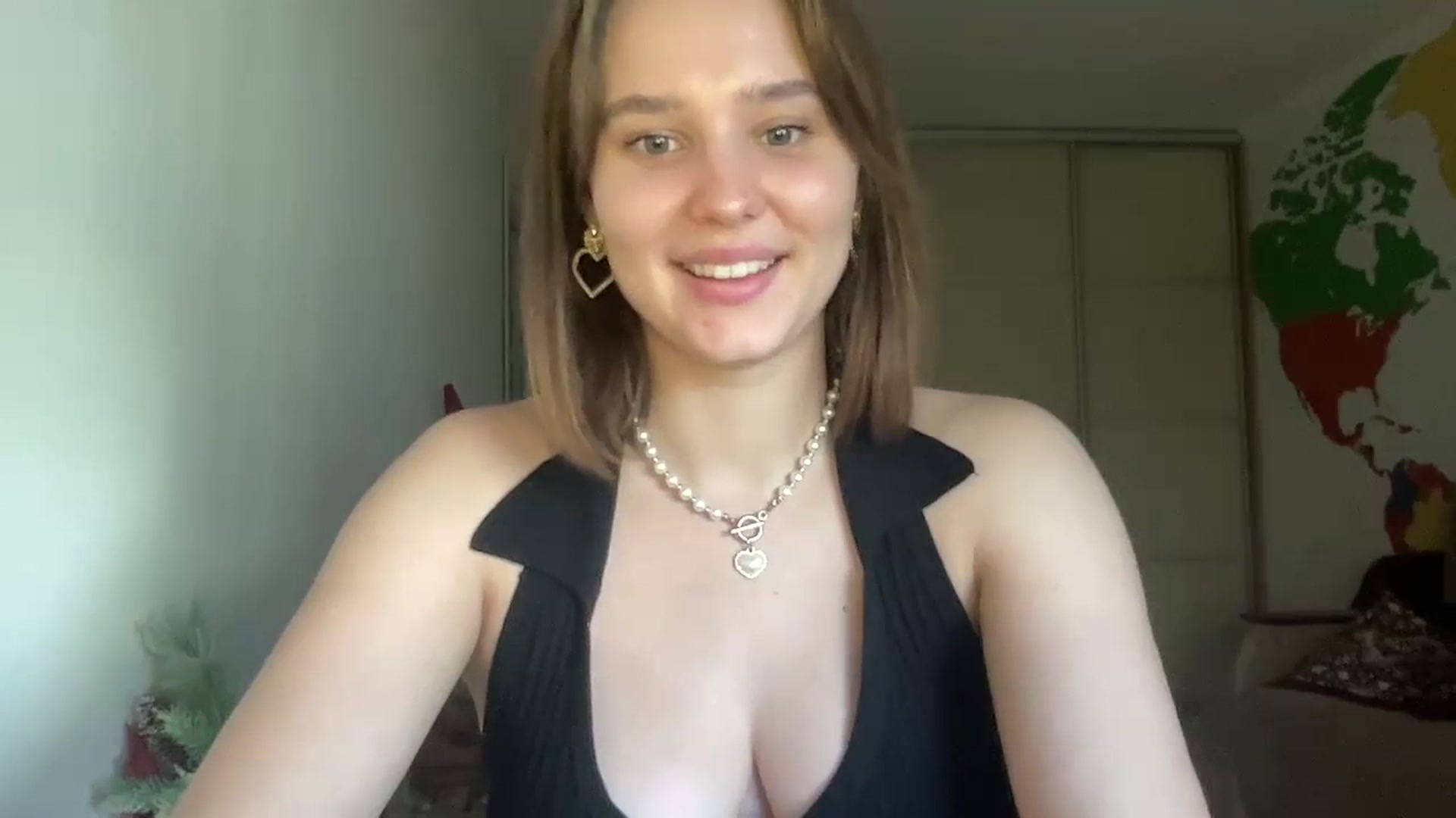 Gallery image thumbnail from TifanyTatum's myfreecams stream on, 08/17/2023, 13:56 image 19 of 20