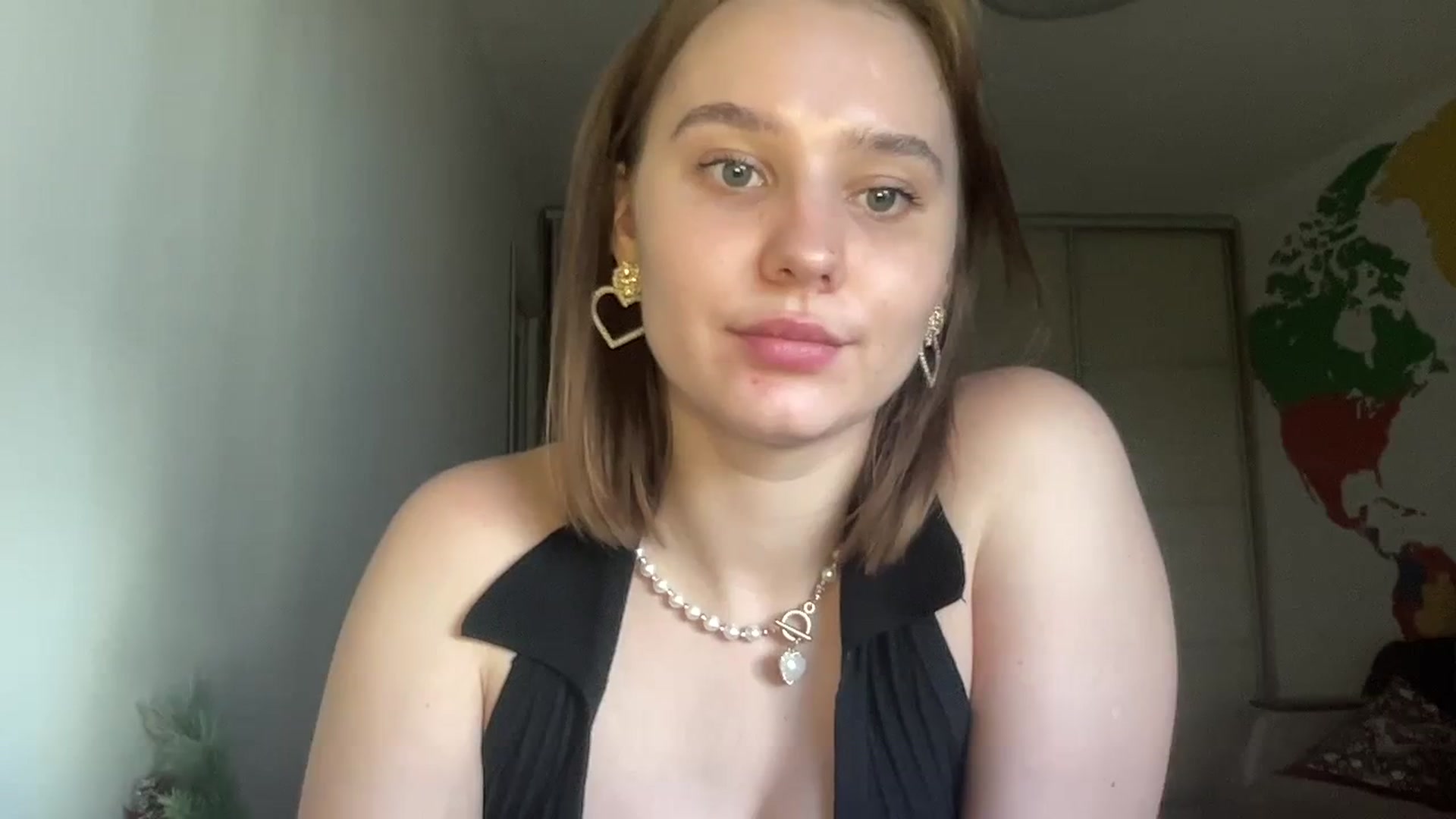 Gallery image thumbnail from TifanyTatum's myfreecams stream on, 08/17/2023, 15:23 image 12 of 20