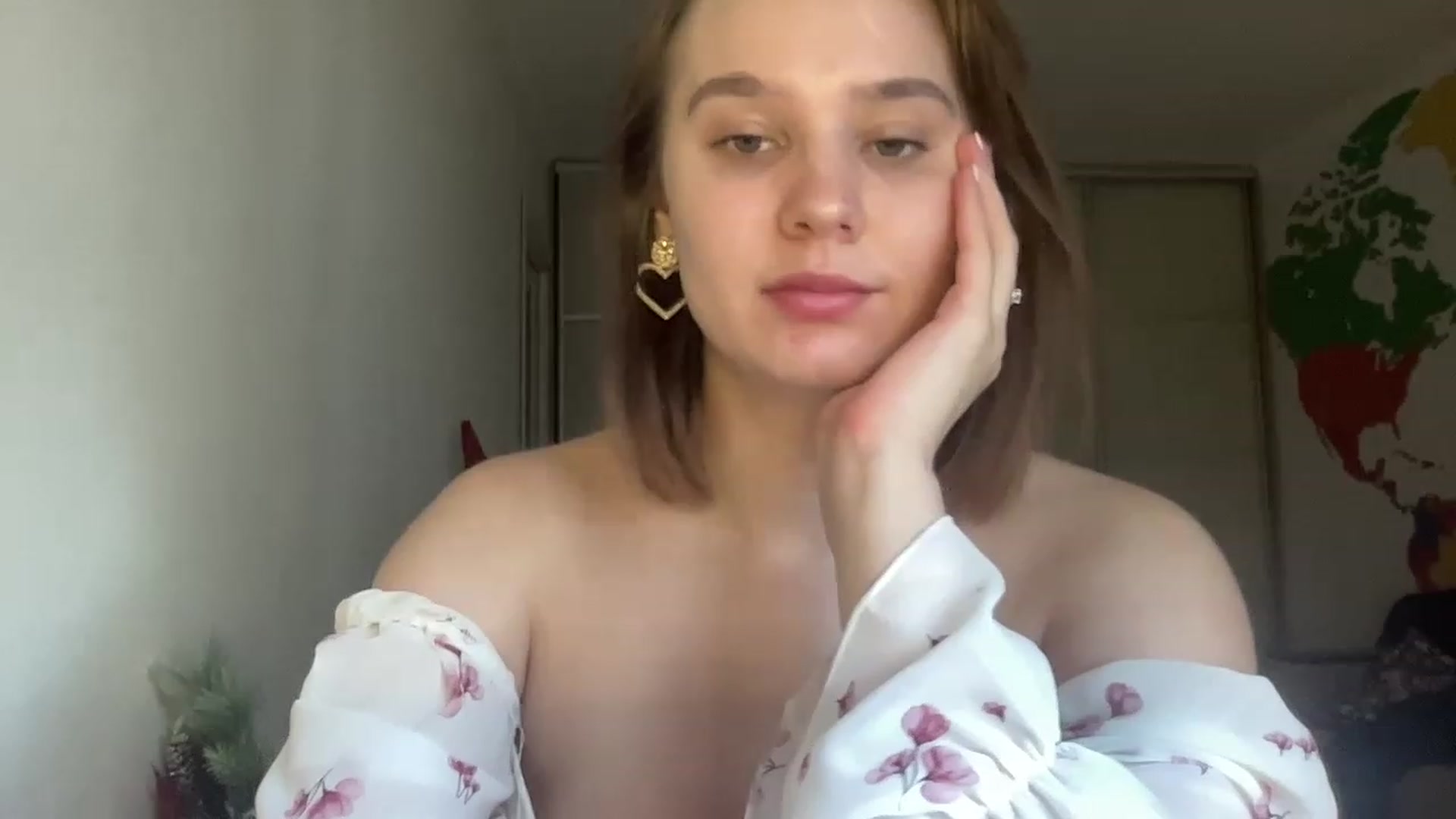 Gallery image thumbnail from TifanyTatum's myfreecams stream on, 08/18/2023, 14:16 image 7 of 20