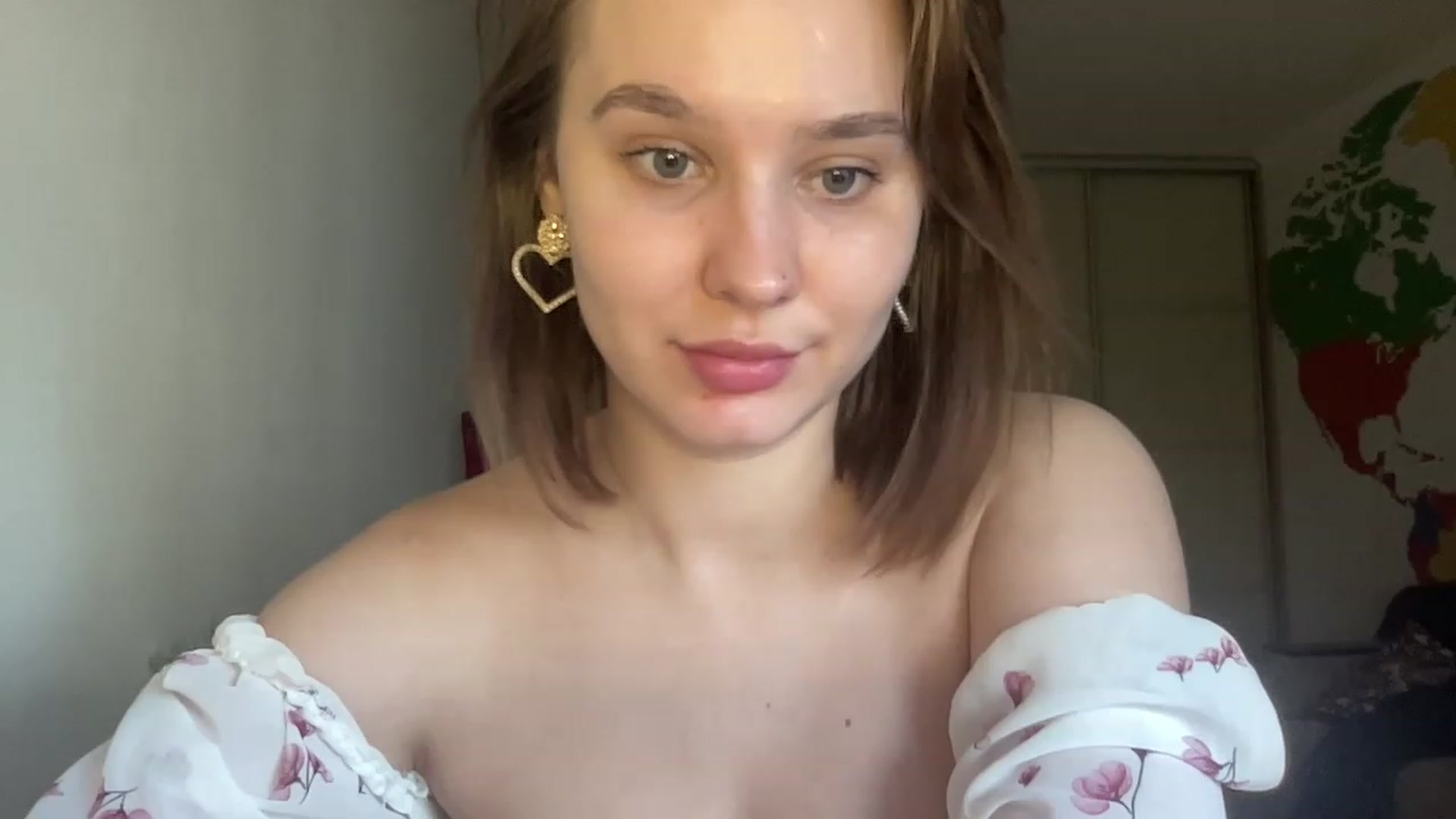 Gallery image thumbnail from TifanyTatum's myfreecams stream on, 08/18/2023, 14:16 image 5 of 20