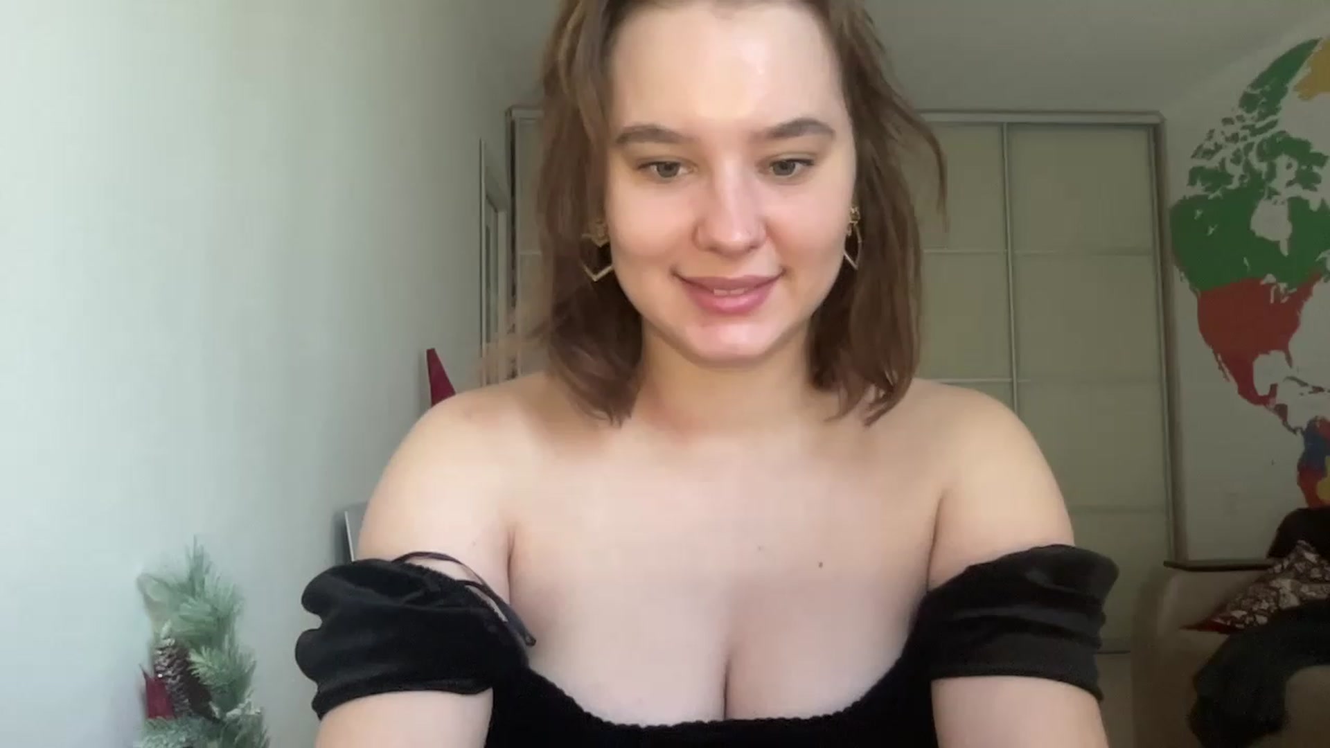 Gallery image thumbnail from TifanyTatum's myfreecams stream on, 08/19/2023, 11:22 image 6 of 20